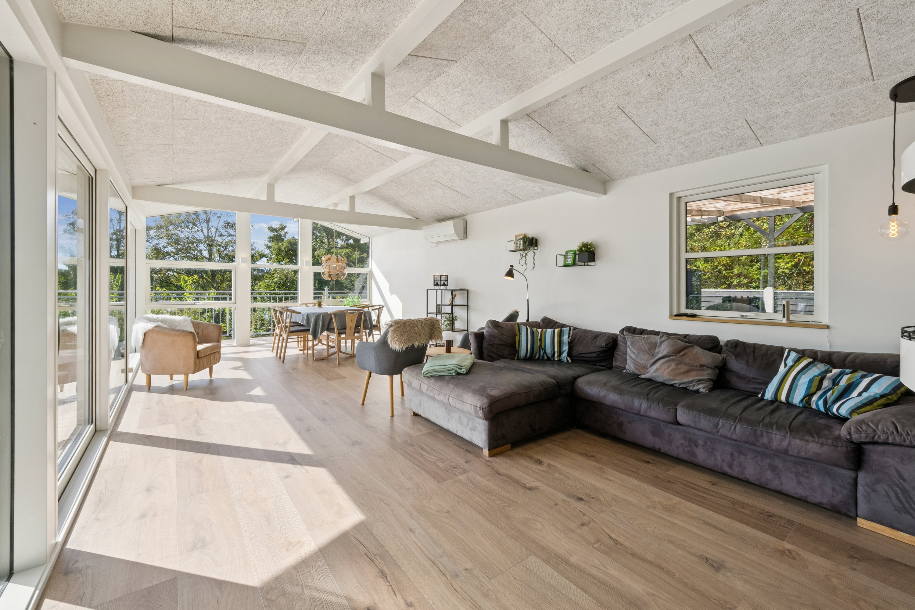 Fremhævet stue billede i fuldskærmstilstand. Billede af Normannsvej 17, Ø Hærup, 7860 Spøttrup