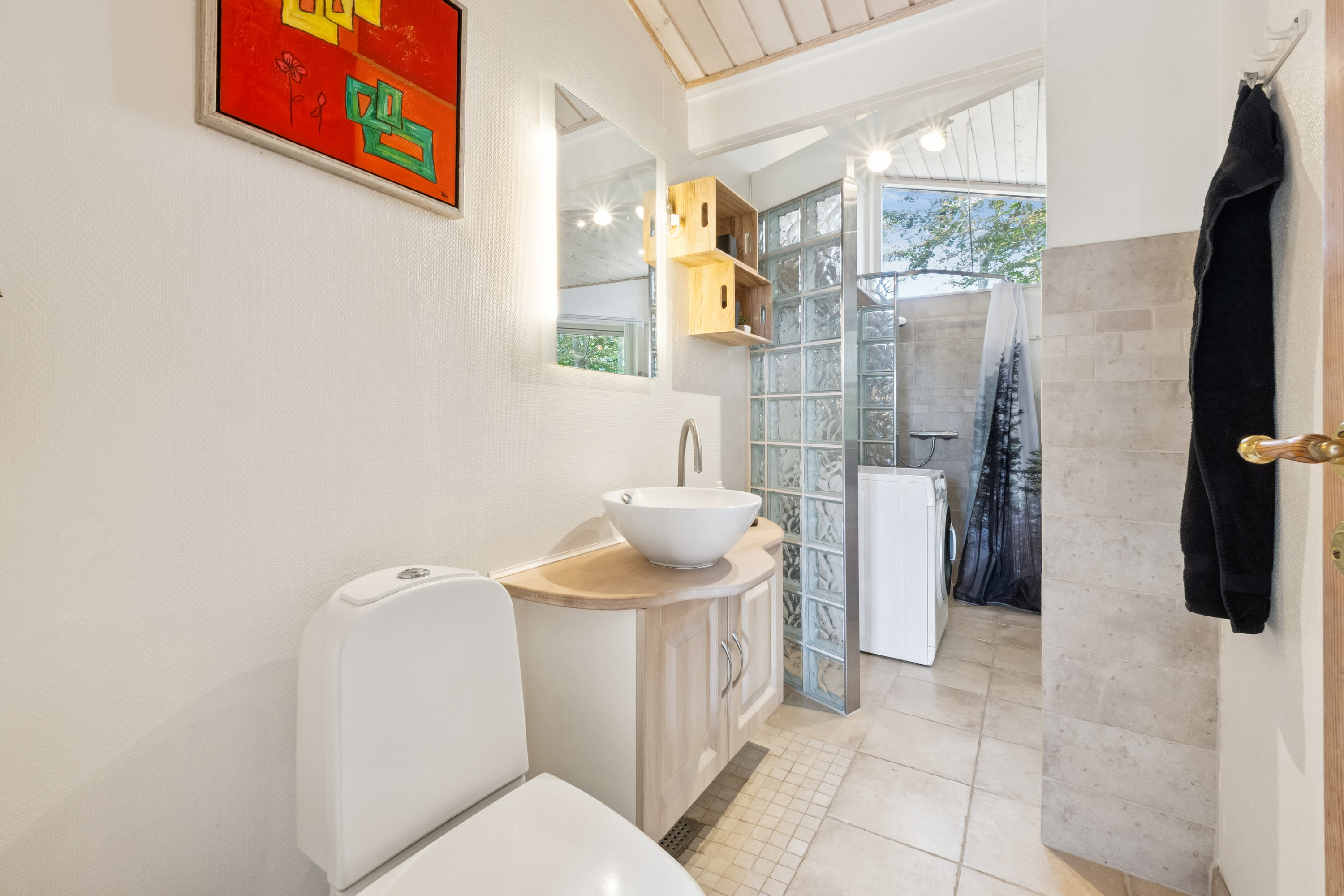 Fremhævet badeværelse billede i fuldskærmstilstand. Billede af Normannsvej 17, Ø Hærup, 7860 Spøttrup