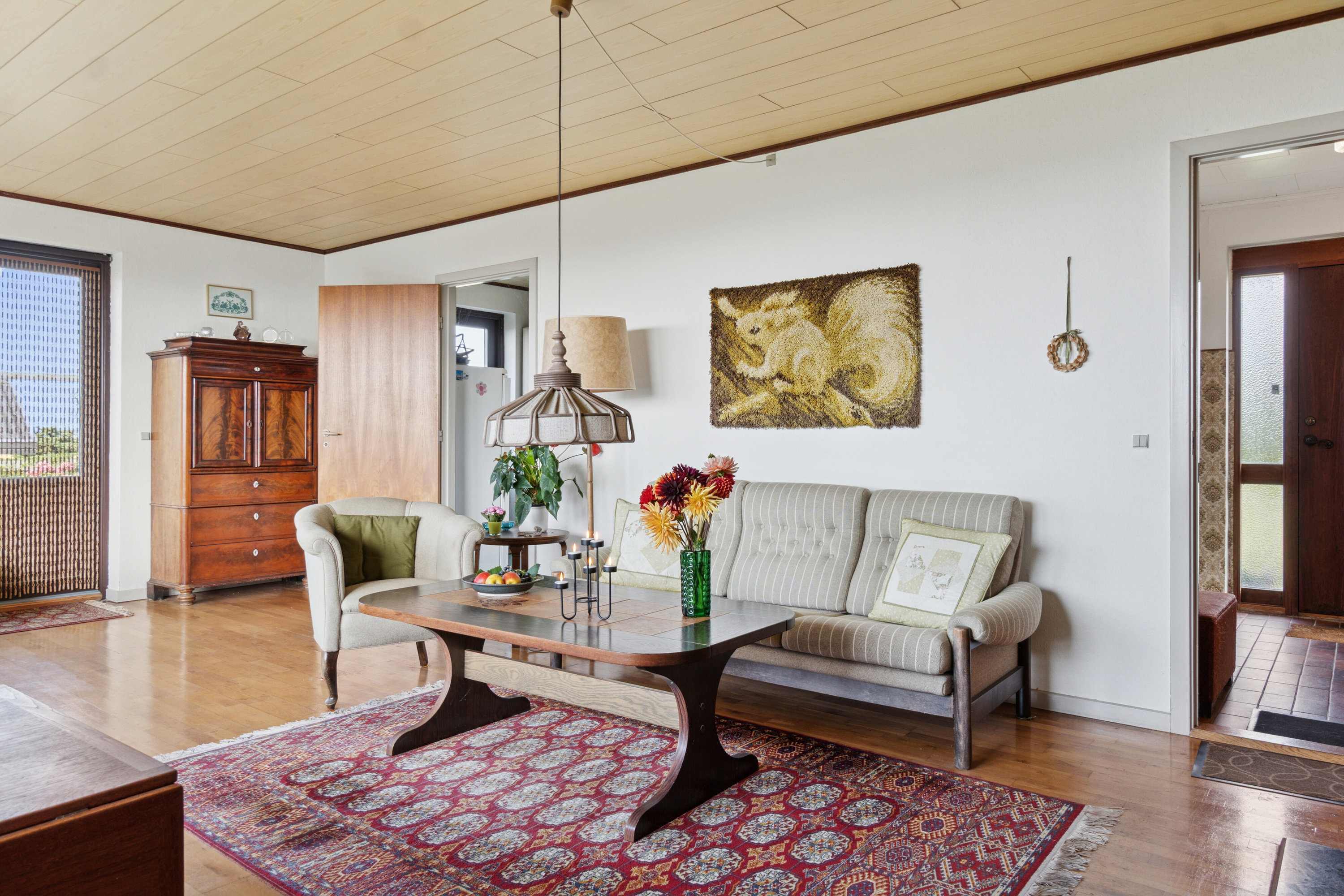 Fremhævet stue billede i fuldskærmstilstand. Billede af Bakkedraget 14, Drøsselbjerg Strand, 4200 Slagelse