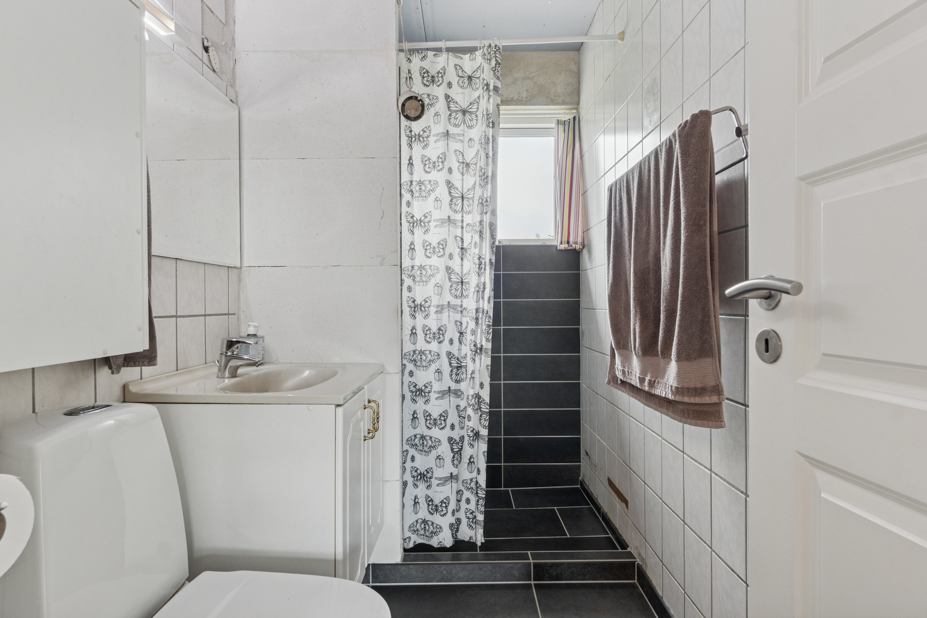 Fremhævet badeværelse billede i fuldskærmstilstand. Billede af Agertoften 1, Tilsted, 7700 Thisted