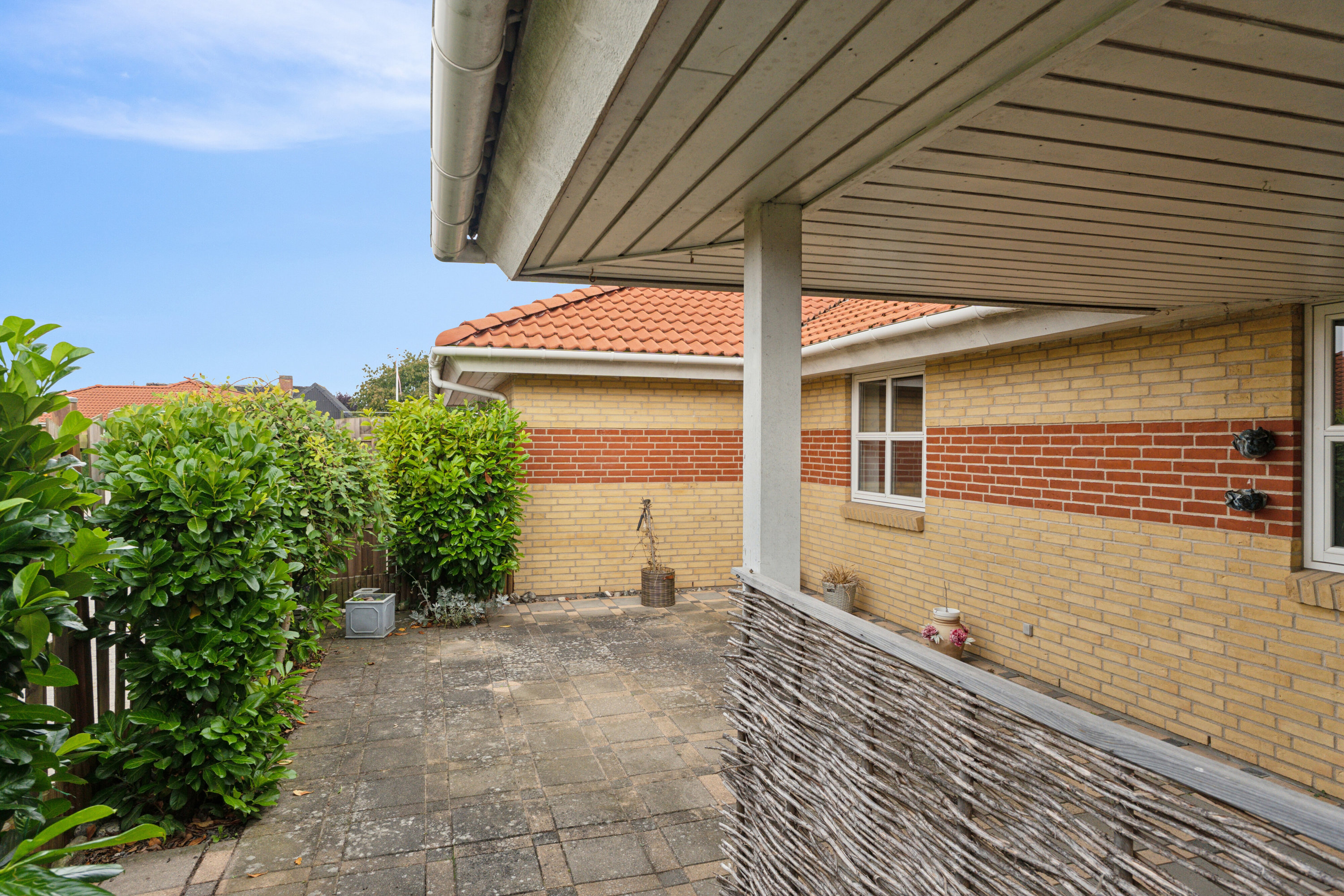 Fremhævet set fra haven billede i fuldskærmstilstand. Billede af Kastrupparken 7, 4760 Vordingborg