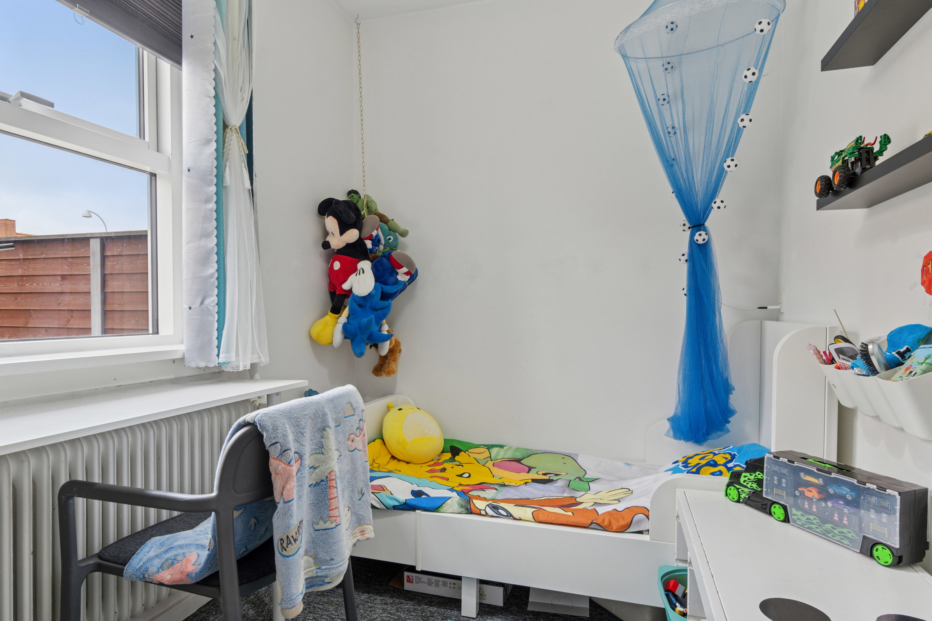 Fremhævet soveværelse billede i fuldskærmstilstand. Billede af Rønne Allé 22, 2605 Brøndby