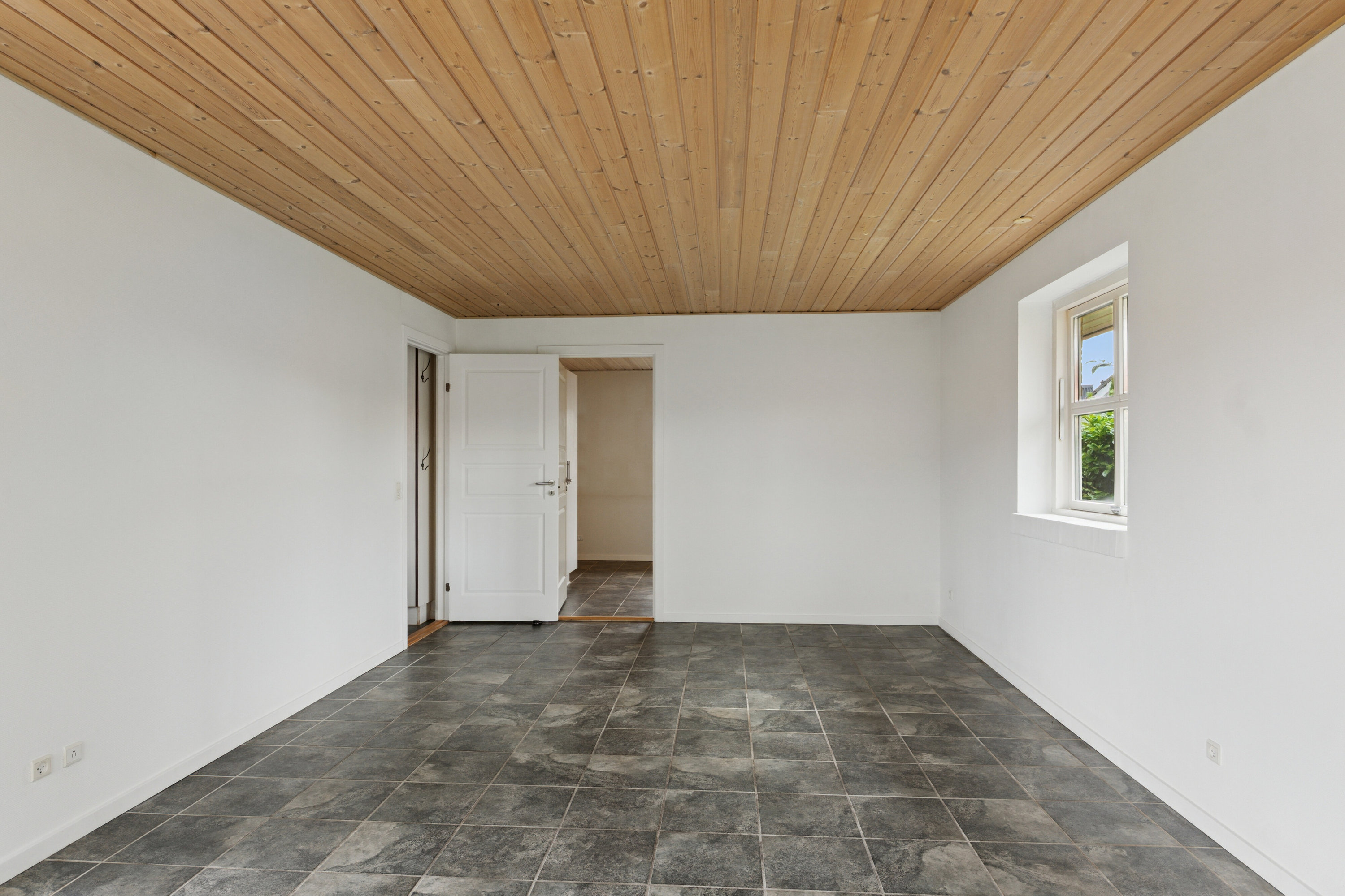 Fremhævet stue billede i fuldskærmstilstand. Billede af Kastrupparken 7, 4760 Vordingborg