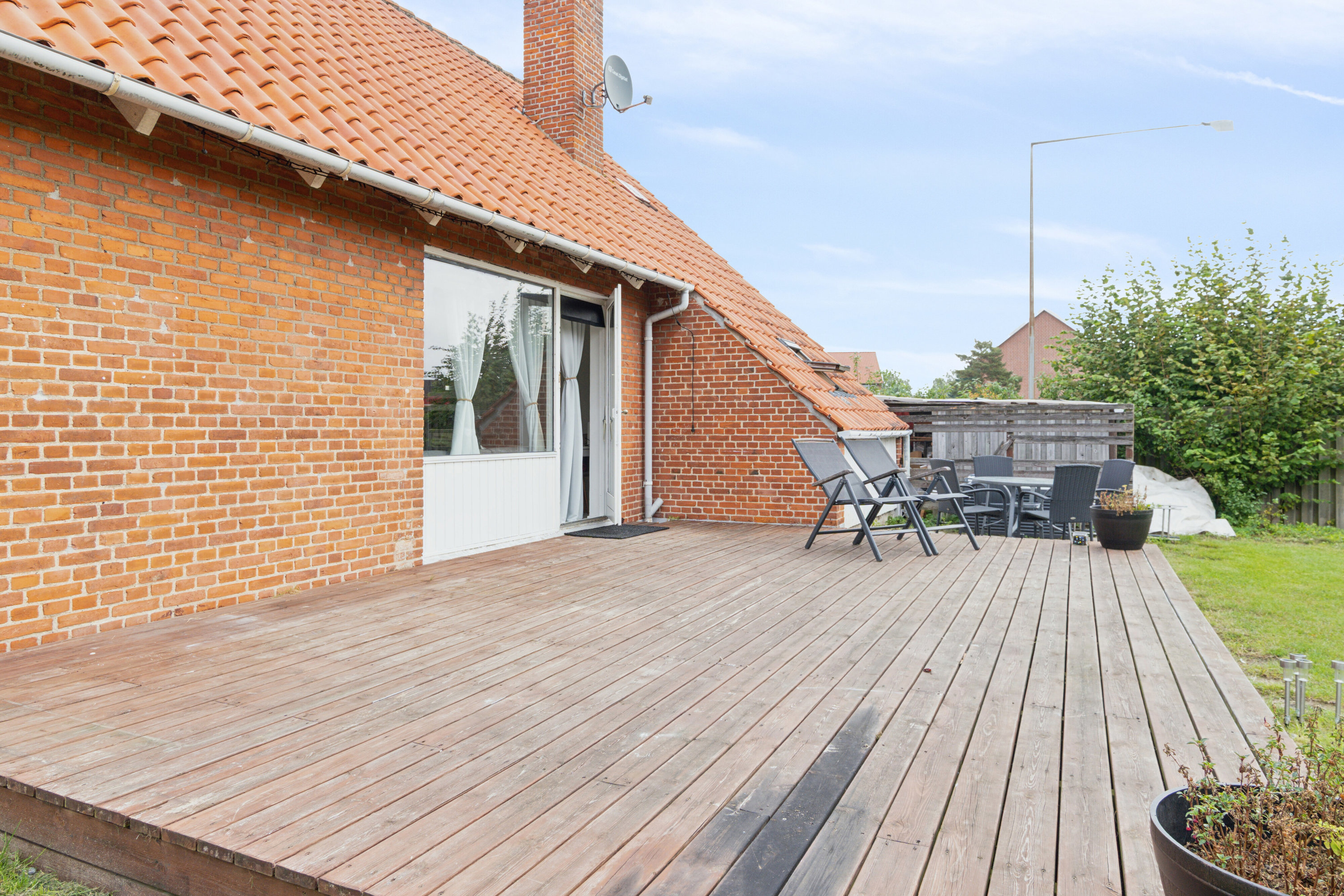 Fremhævet altan billede i fuldskærmstilstand. Billede af Rønne Allé 22, 2605 Brøndby