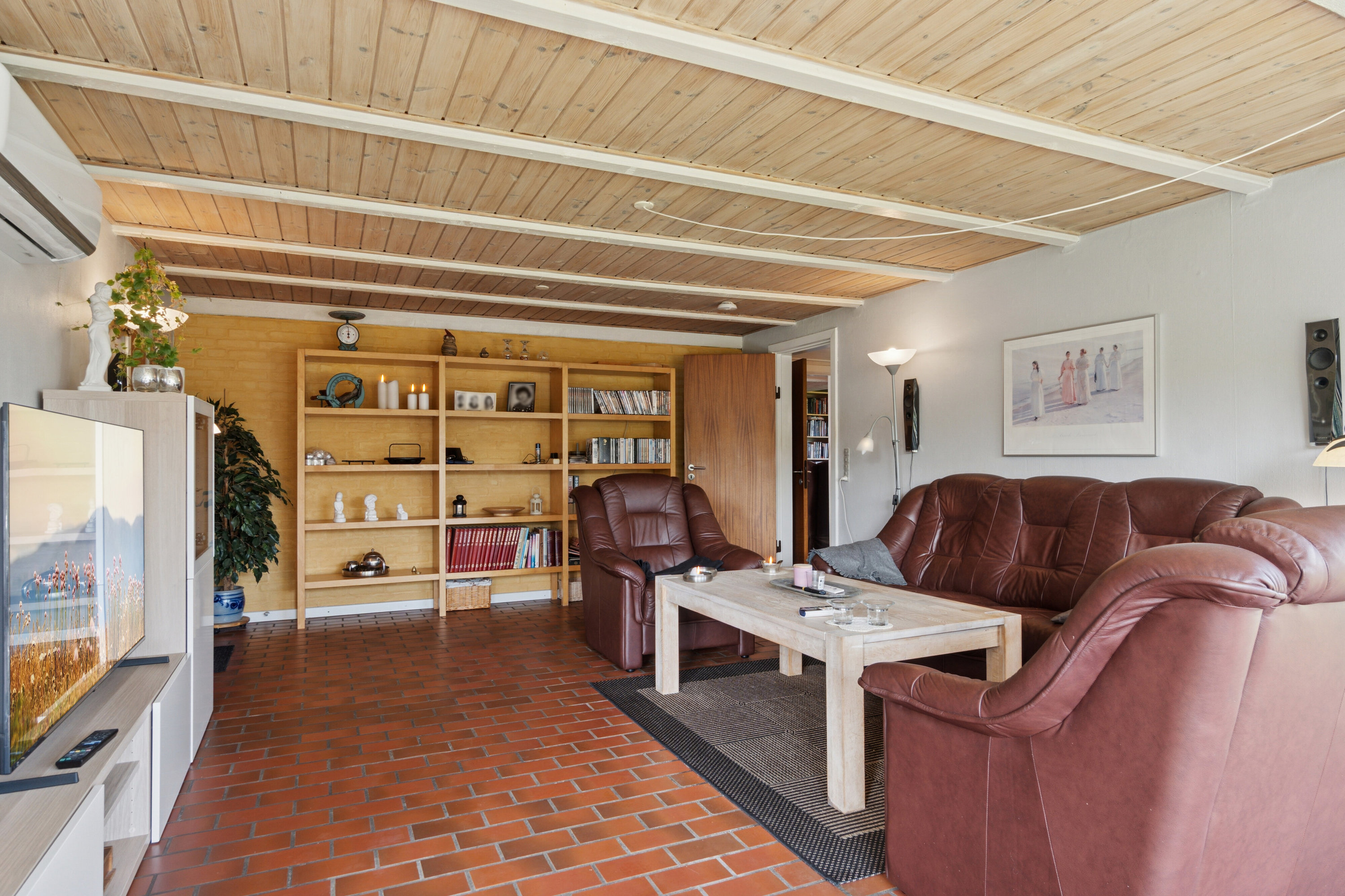 Fremhævet stue billede i fuldskærmstilstand. Billede af Horsensvej 566, 7120 Vejle Øst