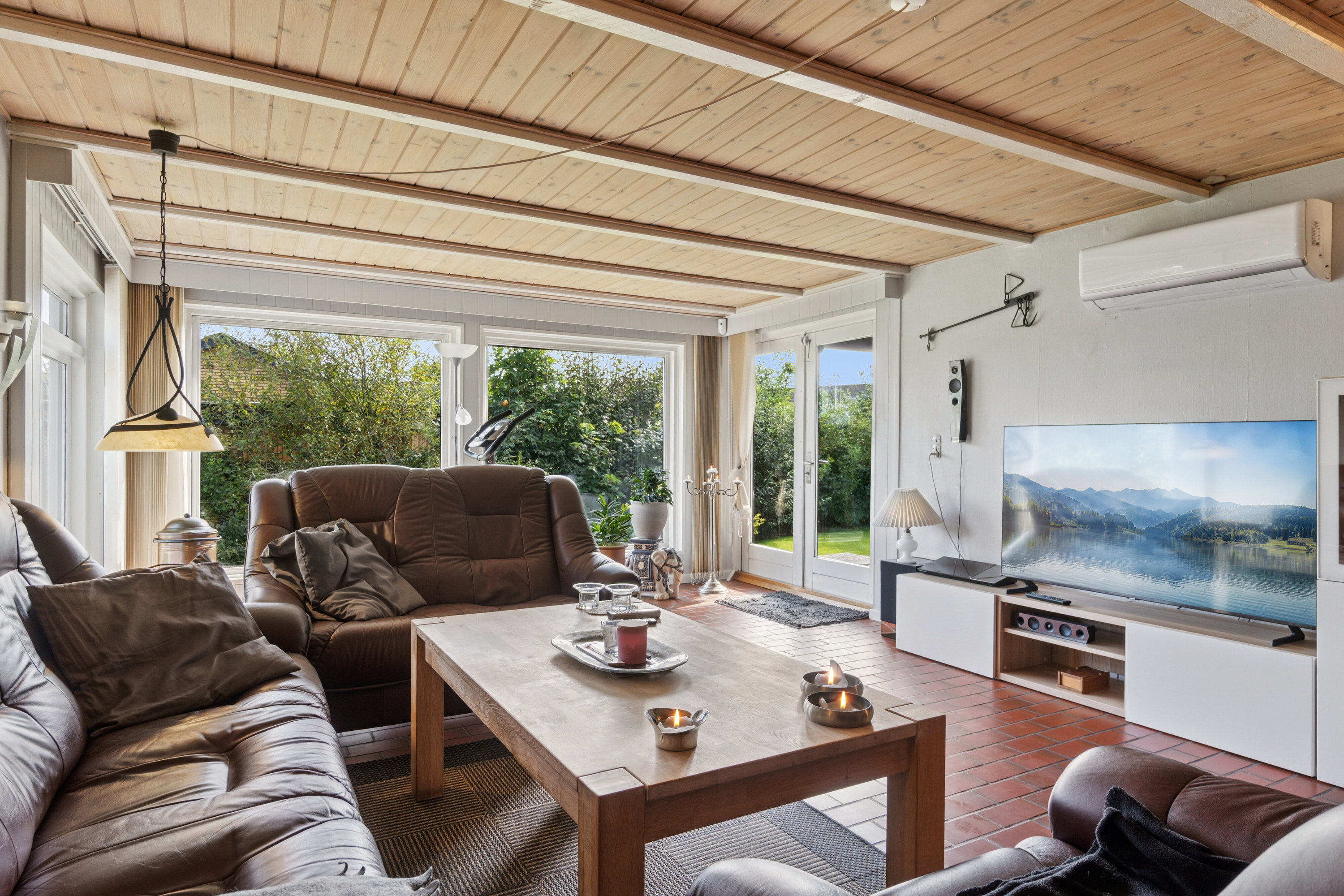 Fremhævet stue billede i fuldskærmstilstand. Billede af Horsensvej 566, 7120 Vejle Øst