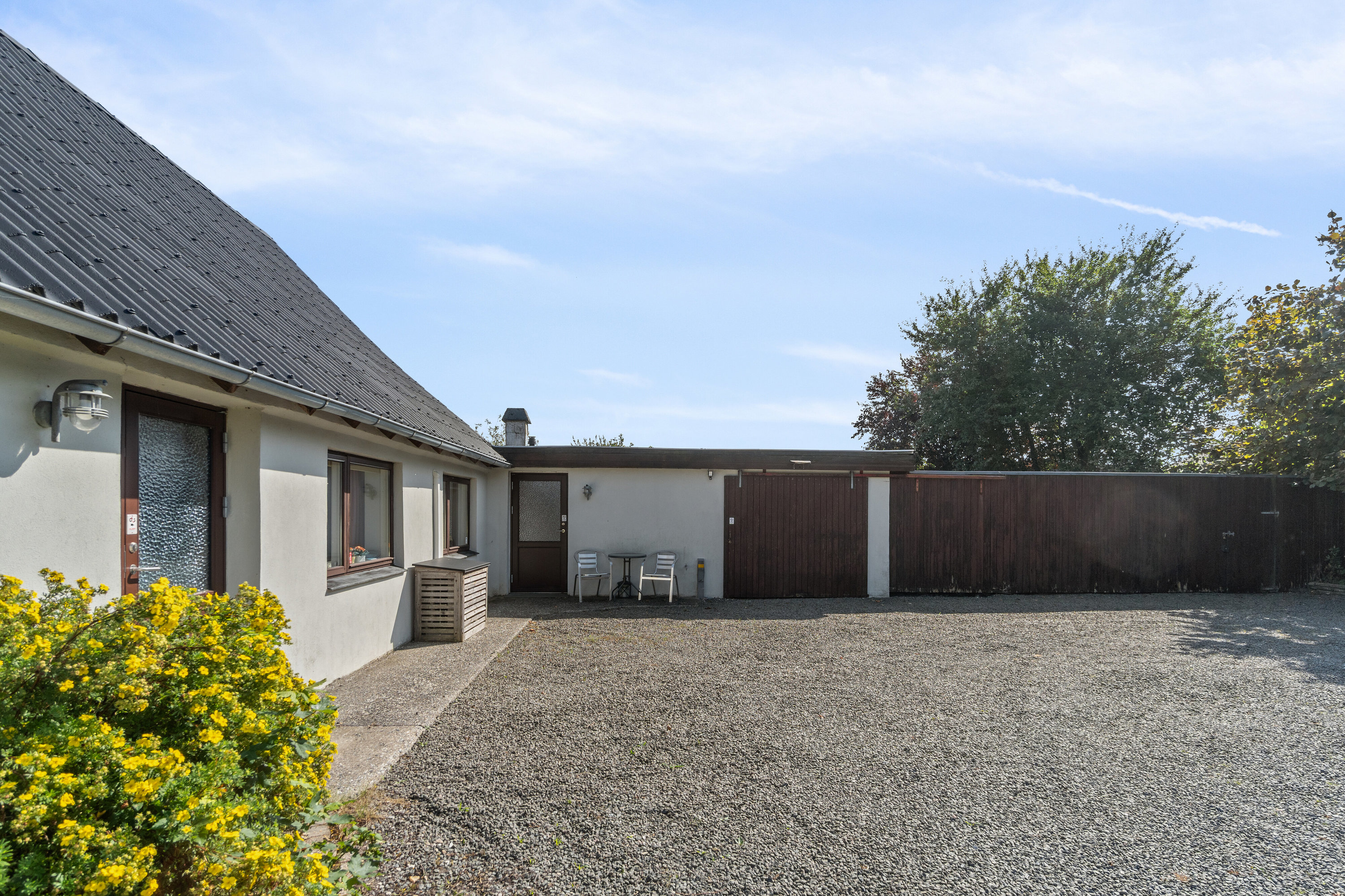 Fremhævet set fra vejen billede i fuldskærmstilstand. Billede af Horsensvej 566, 7120 Vejle Øst