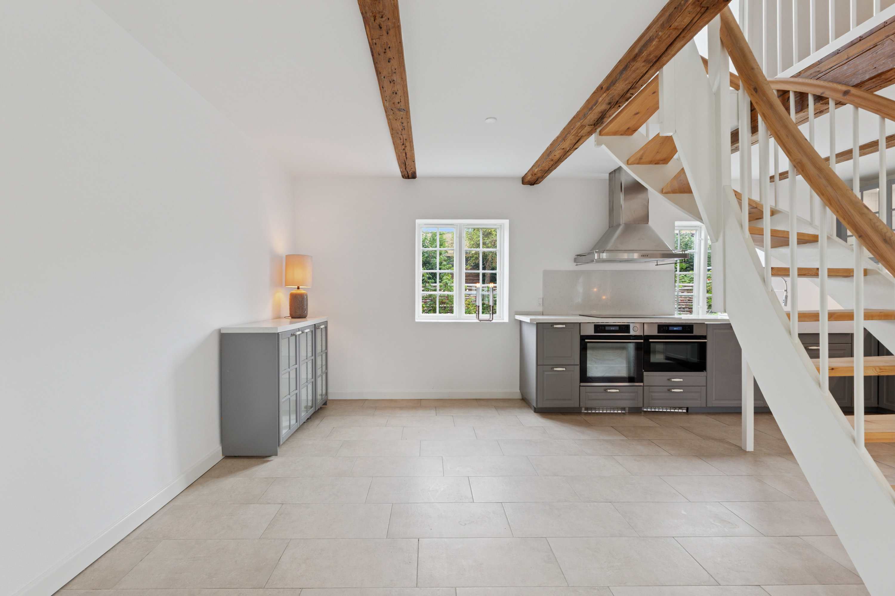 Fremhævet stue billede i fuldskærmstilstand. Billede af Asylgade 7C, 2800 Kongens Lyngby