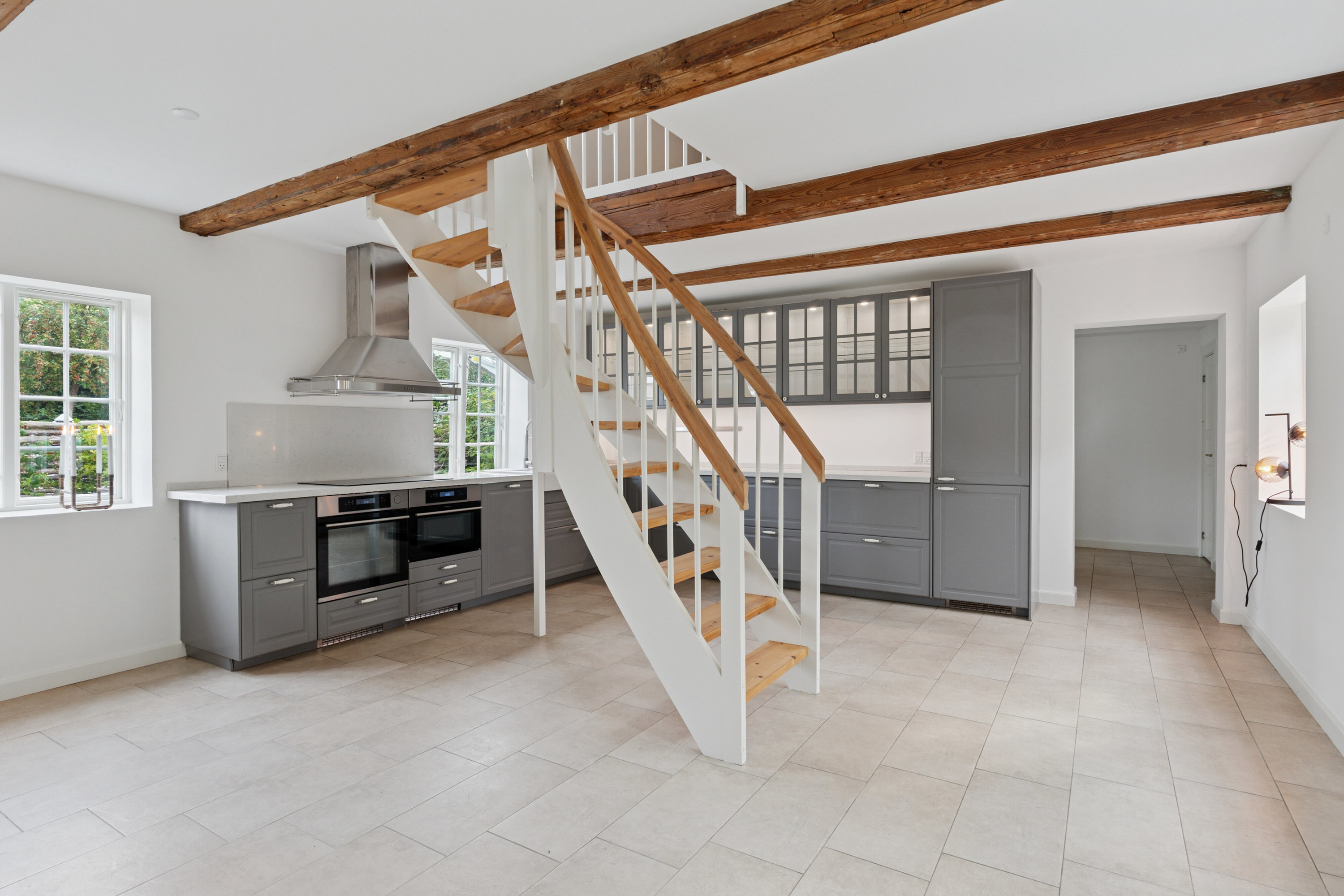 Fremhævet køkken billede i fuldskærmstilstand. Billede af Asylgade 7C, 2800 Kongens Lyngby