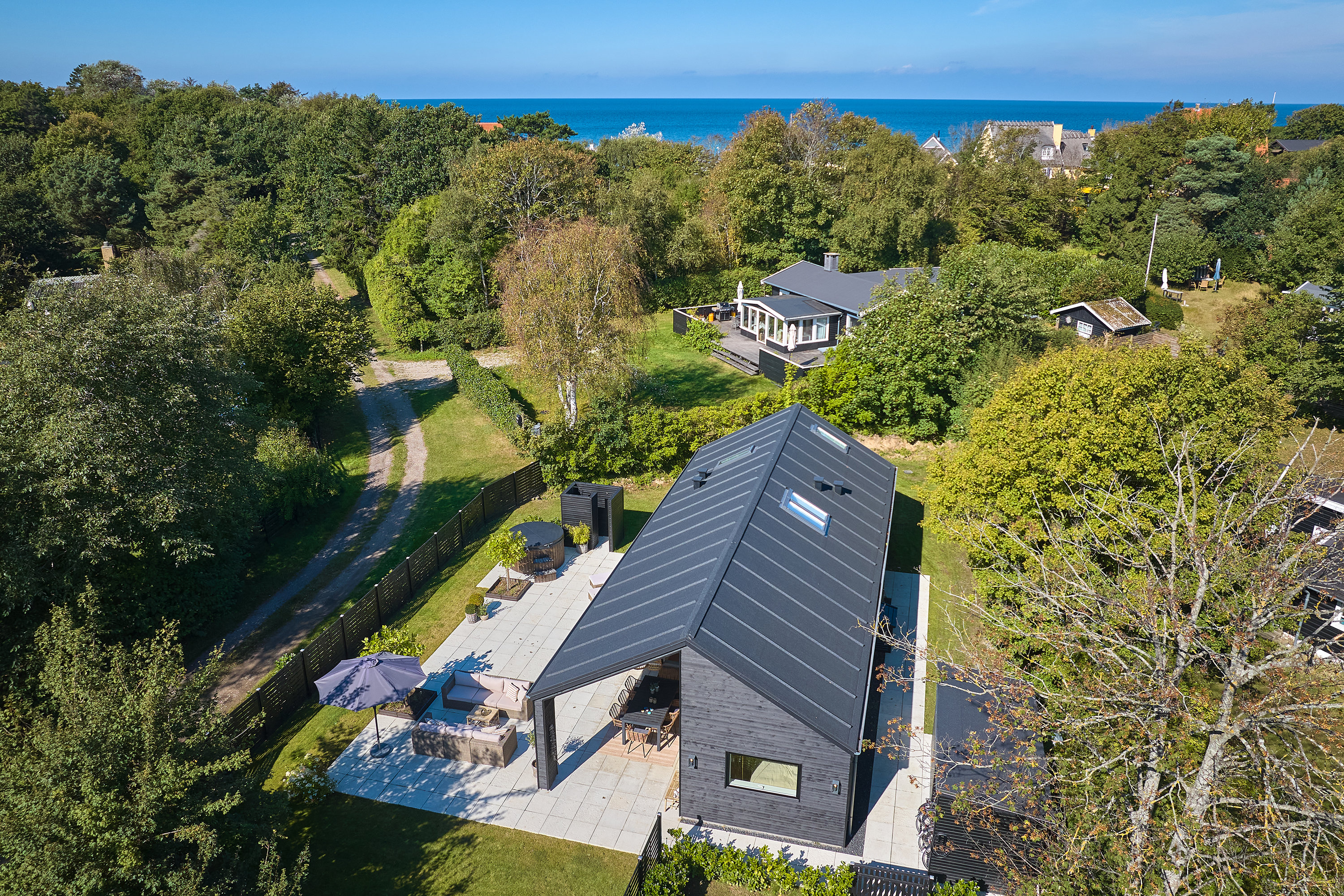 Fremhævet ejendommen billede i fuldskærmstilstand. Billede af Åvej 6, Rågeleje, 3210 Vejby