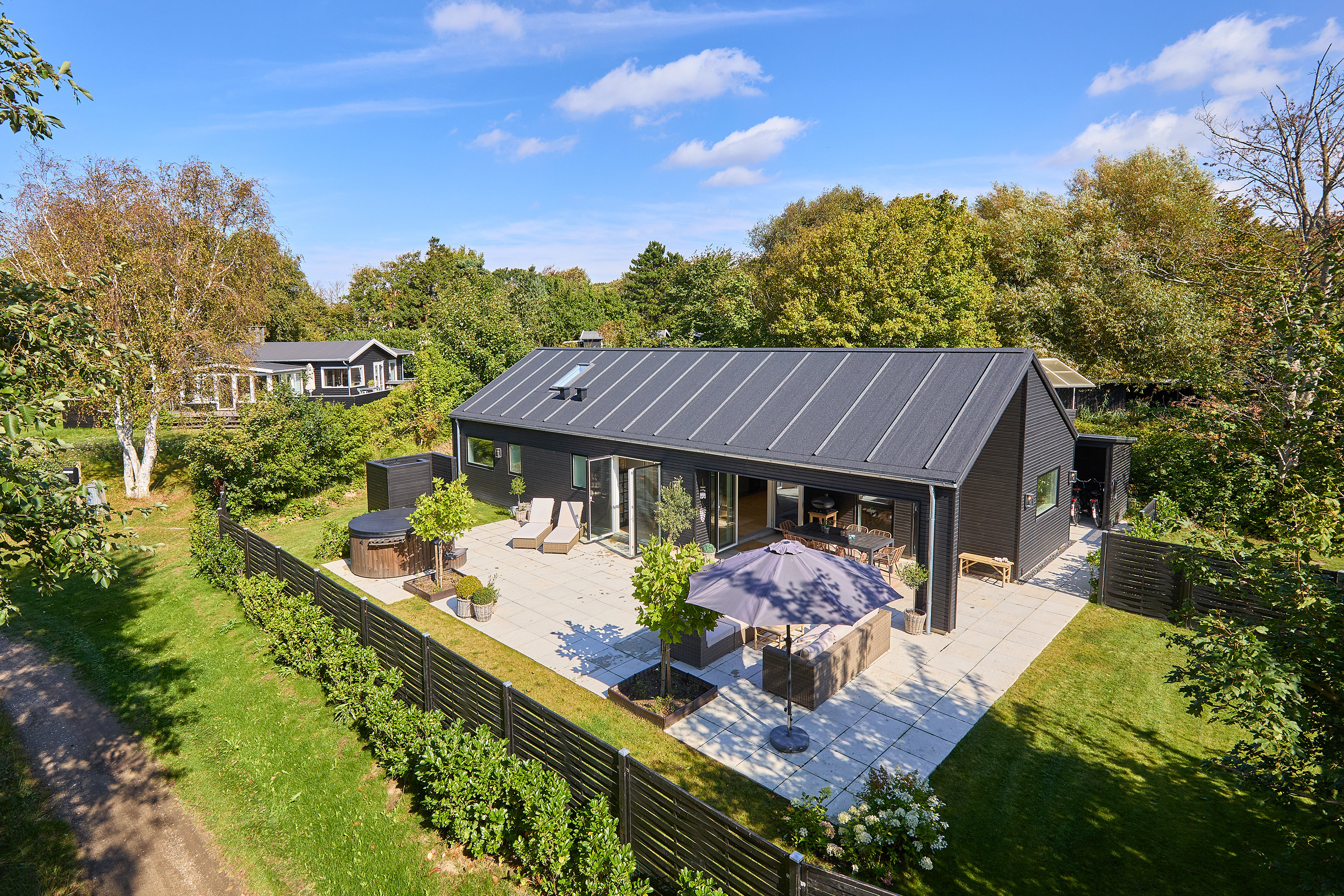 Miniaturebillede 1: ejendommen. Billede af Åvej 6, Rågeleje, 3210 Vejby