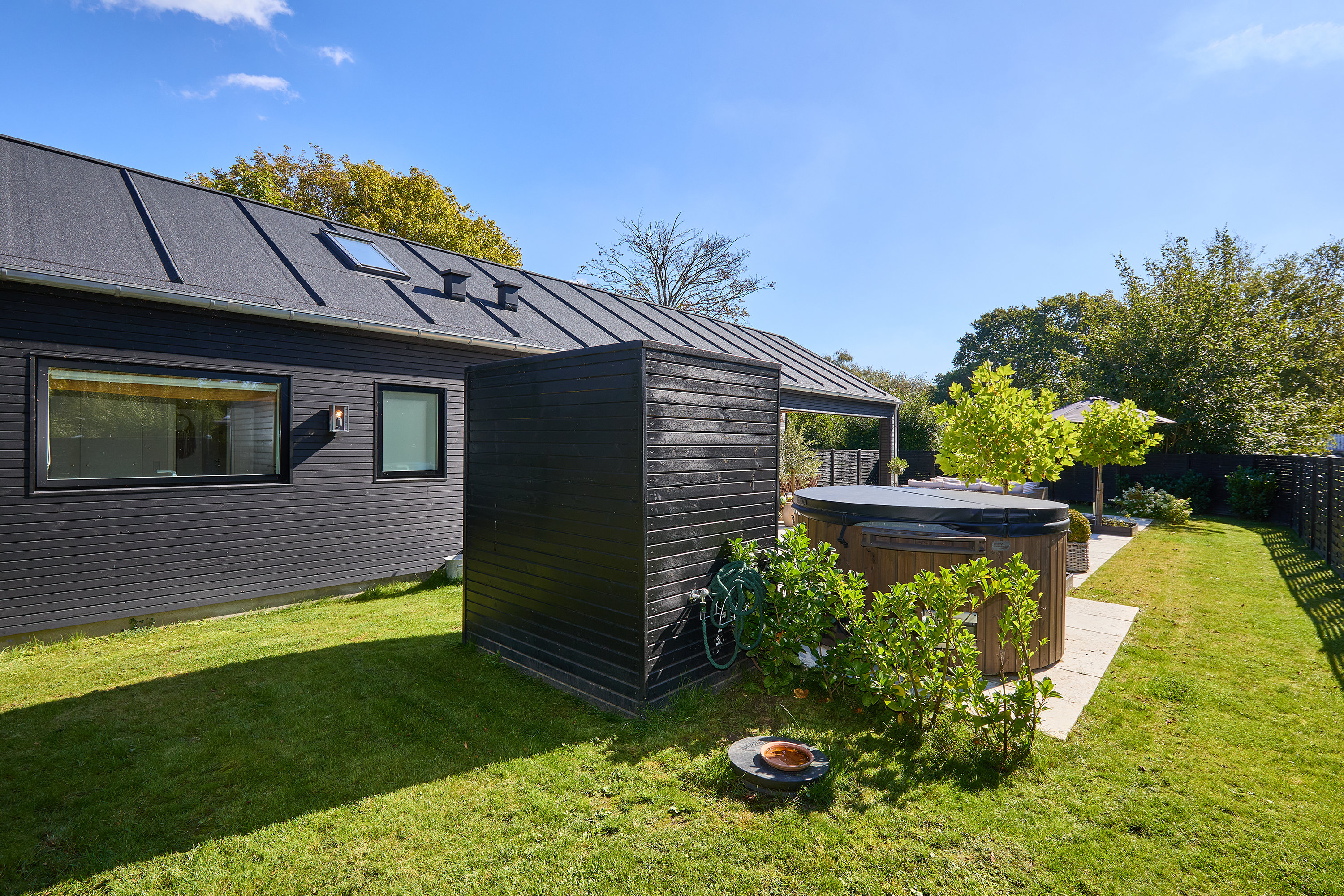 Fremhævet ejendommen billede i fuldskærmstilstand. Billede af Åvej 6, Rågeleje, 3210 Vejby