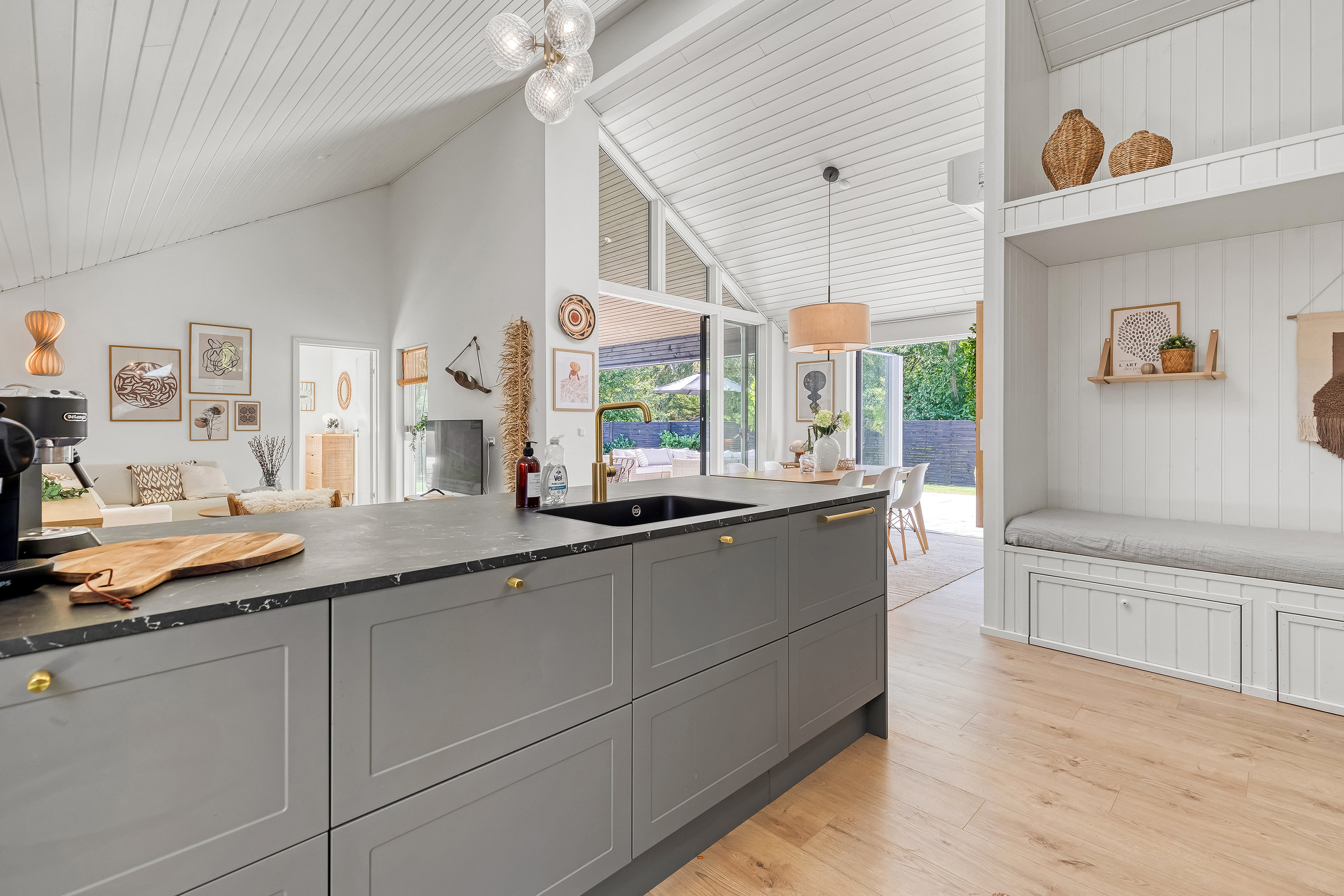 Fremhævet køkken billede i fuldskærmstilstand. Billede af Åvej 6, Rågeleje, 3210 Vejby