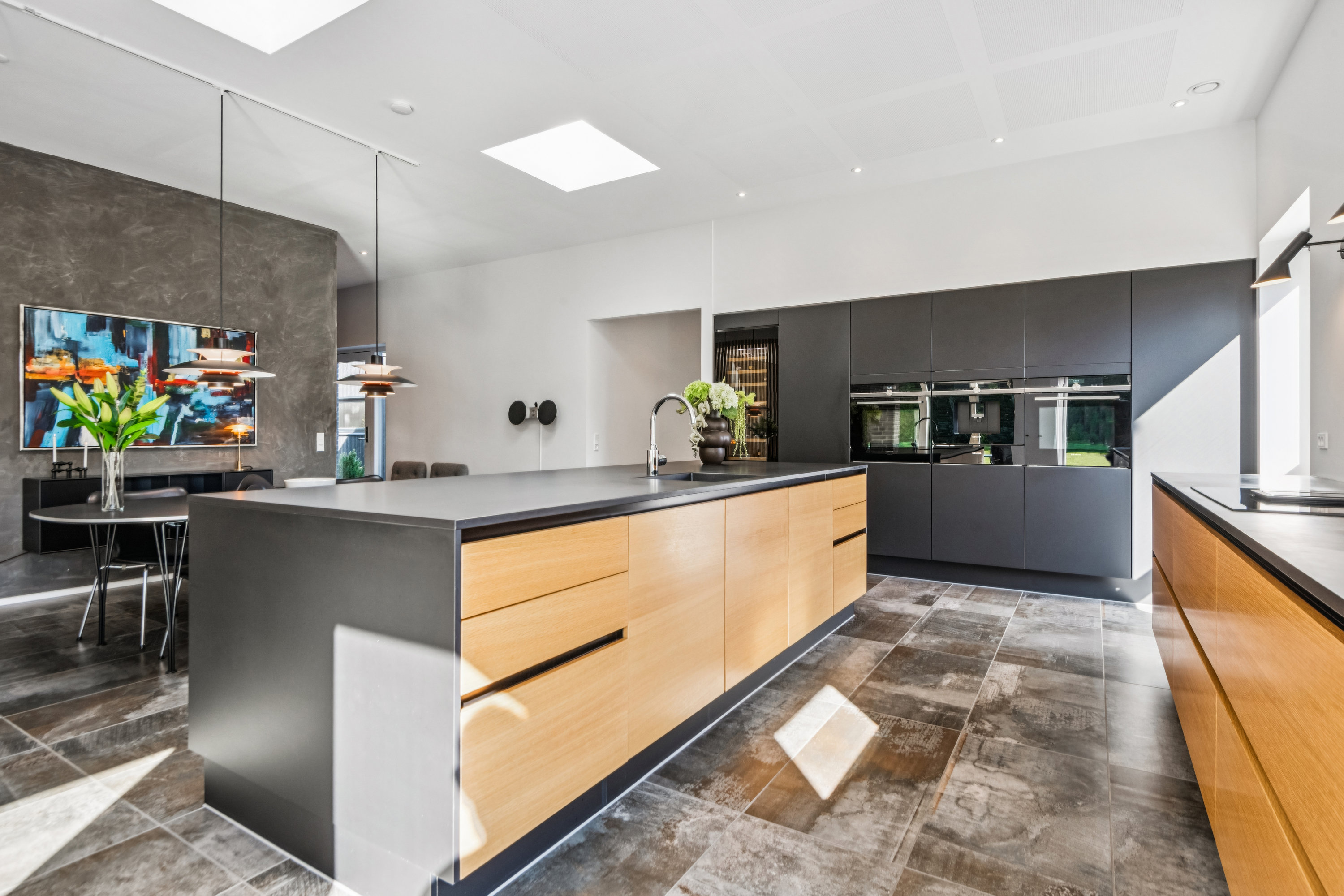 Fremhævet køkken billede i fuldskærmstilstand. Billede af Porsborgvej 80, 9530 Støvring