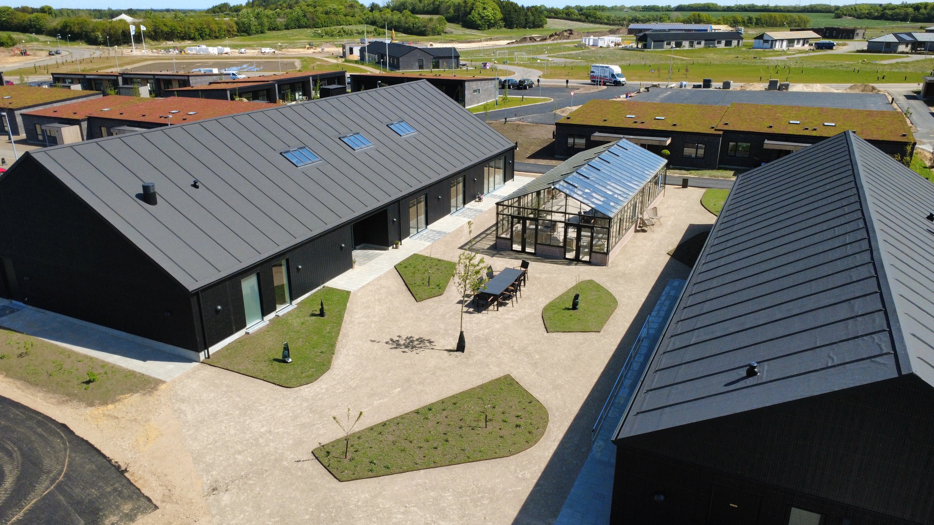 Fremhævet  billede i fuldskærmstilstand. Billede af Kronhjorten 51, Halgårde, 7500 Holstebro