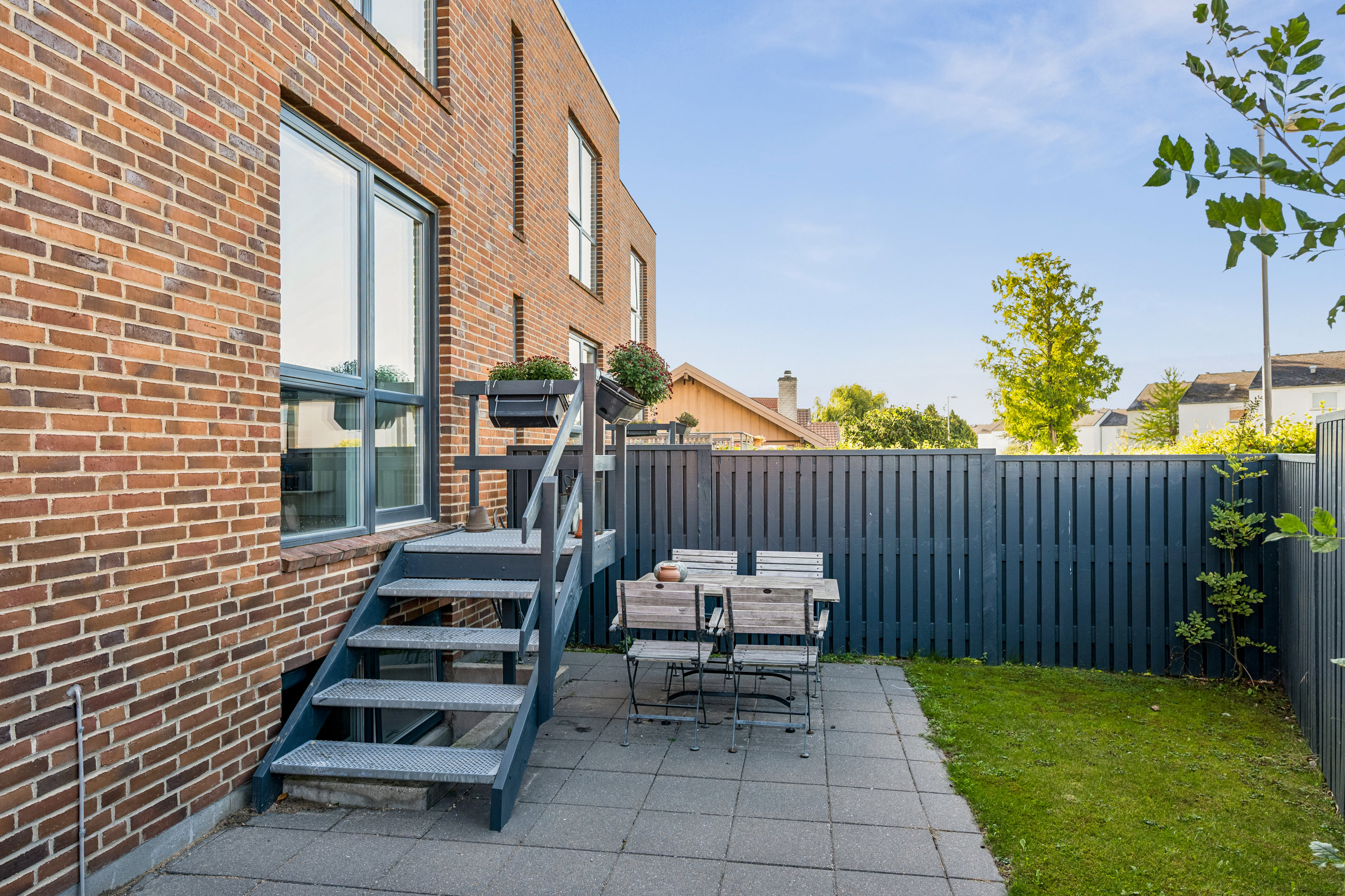 Fremhævet terrasse billede i fuldskærmstilstand. Billede af Tretommervej 60, 8240 Risskov