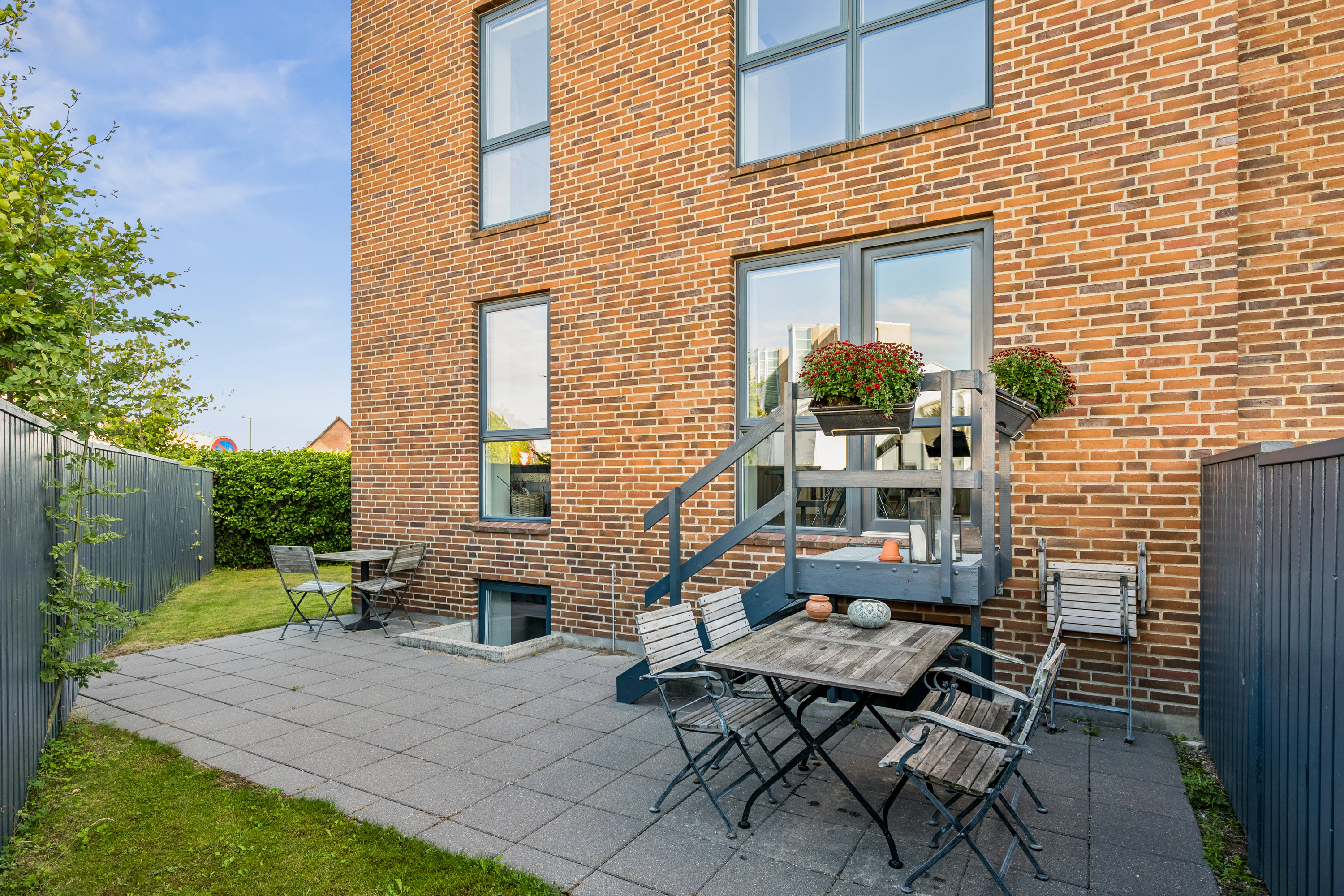 Fremhævet terrasse billede i fuldskærmstilstand. Billede af Tretommervej 60, 8240 Risskov