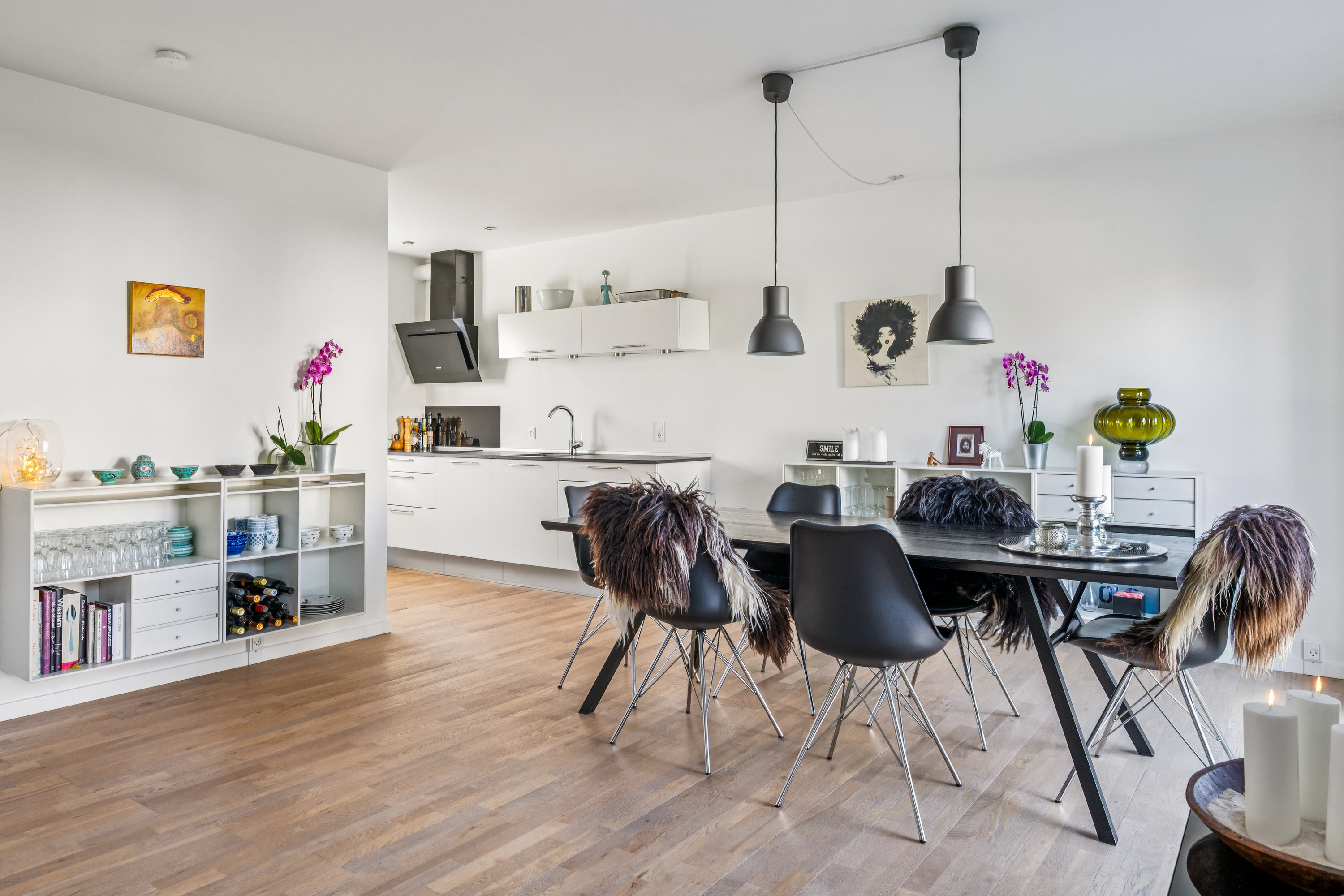 Miniaturebillede 1: stue. Billede af Tretommervej 60, 8240 Risskov