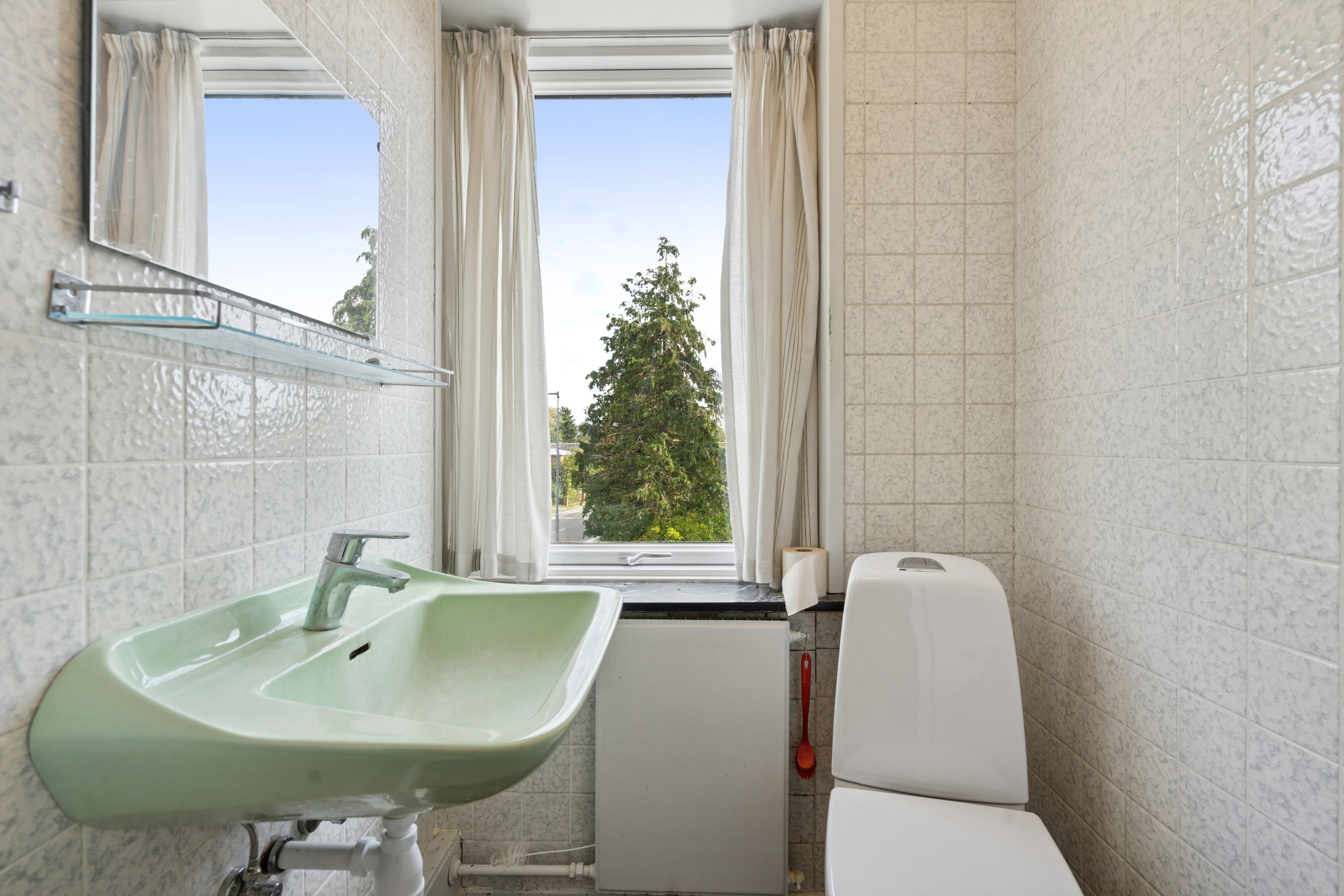 Fremhævet badeværelse billede i fuldskærmstilstand. Billede af Bygaden 28, Tullebølle, 5953 Tranekær