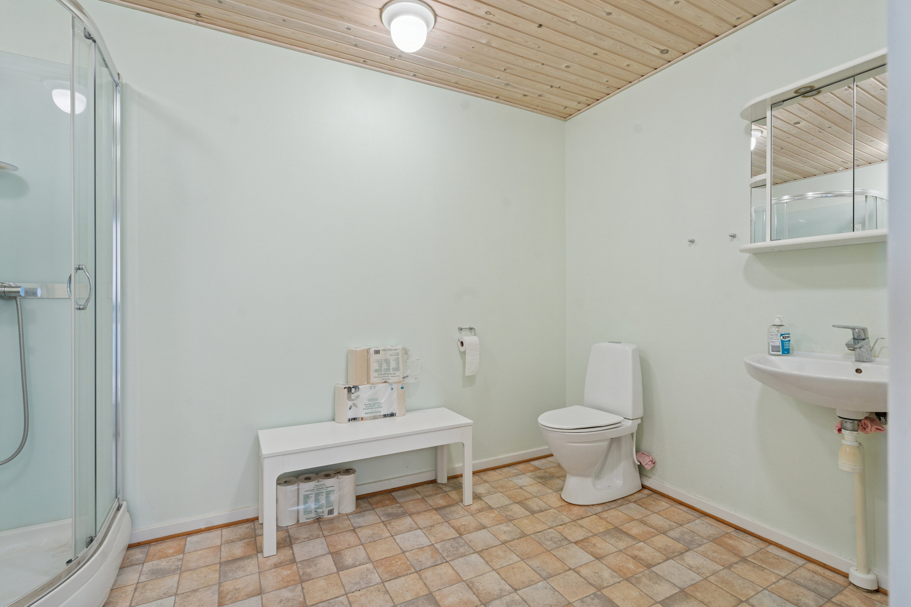 Fremhævet badeværelse billede i fuldskærmstilstand. Billede af Bygaden 28, Tullebølle, 5953 Tranekær