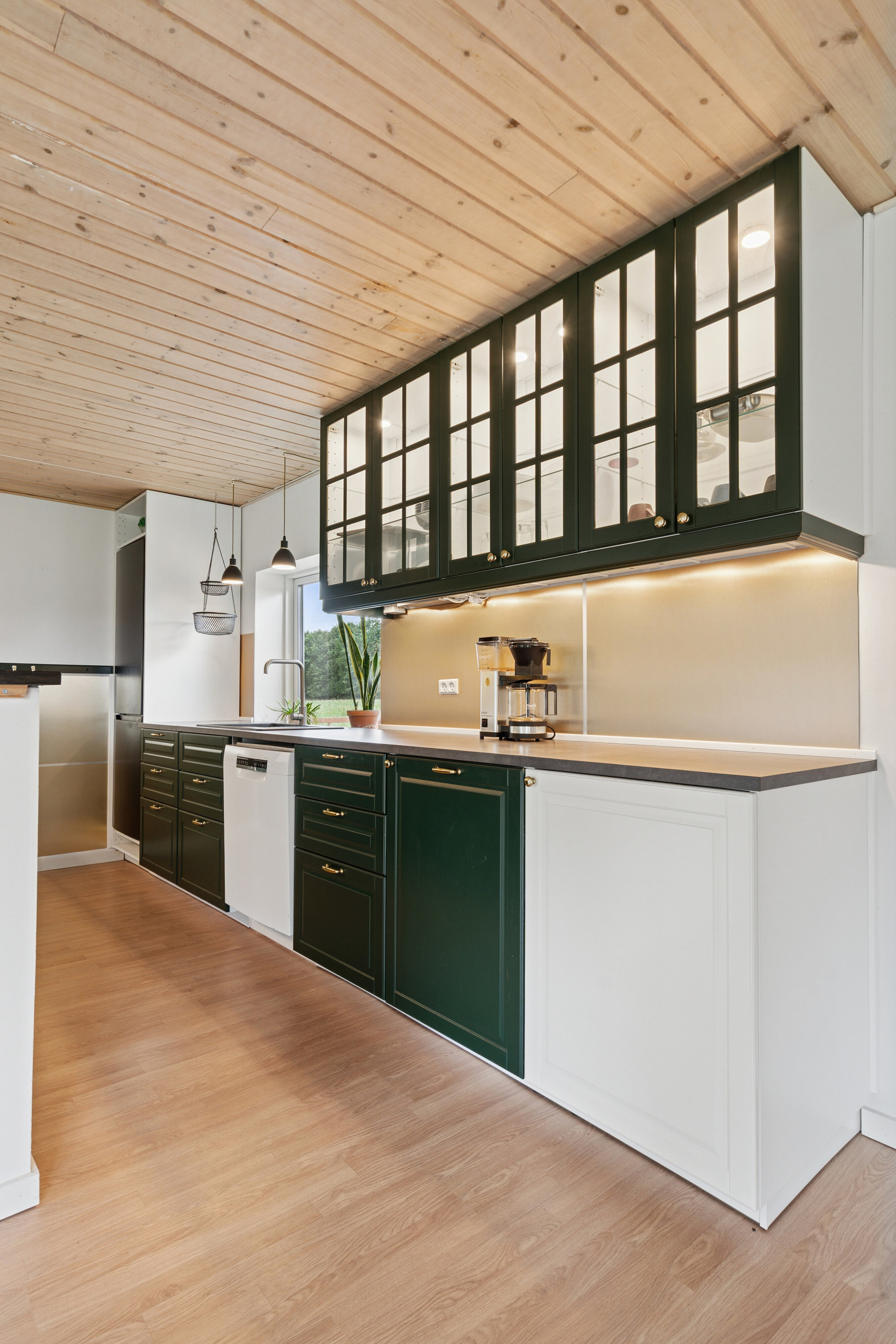 Fremhævet køkken alrum billede i fuldskærmstilstand. Billede af Skelbyvej 6, Nåby, 4160 Herlufmagle