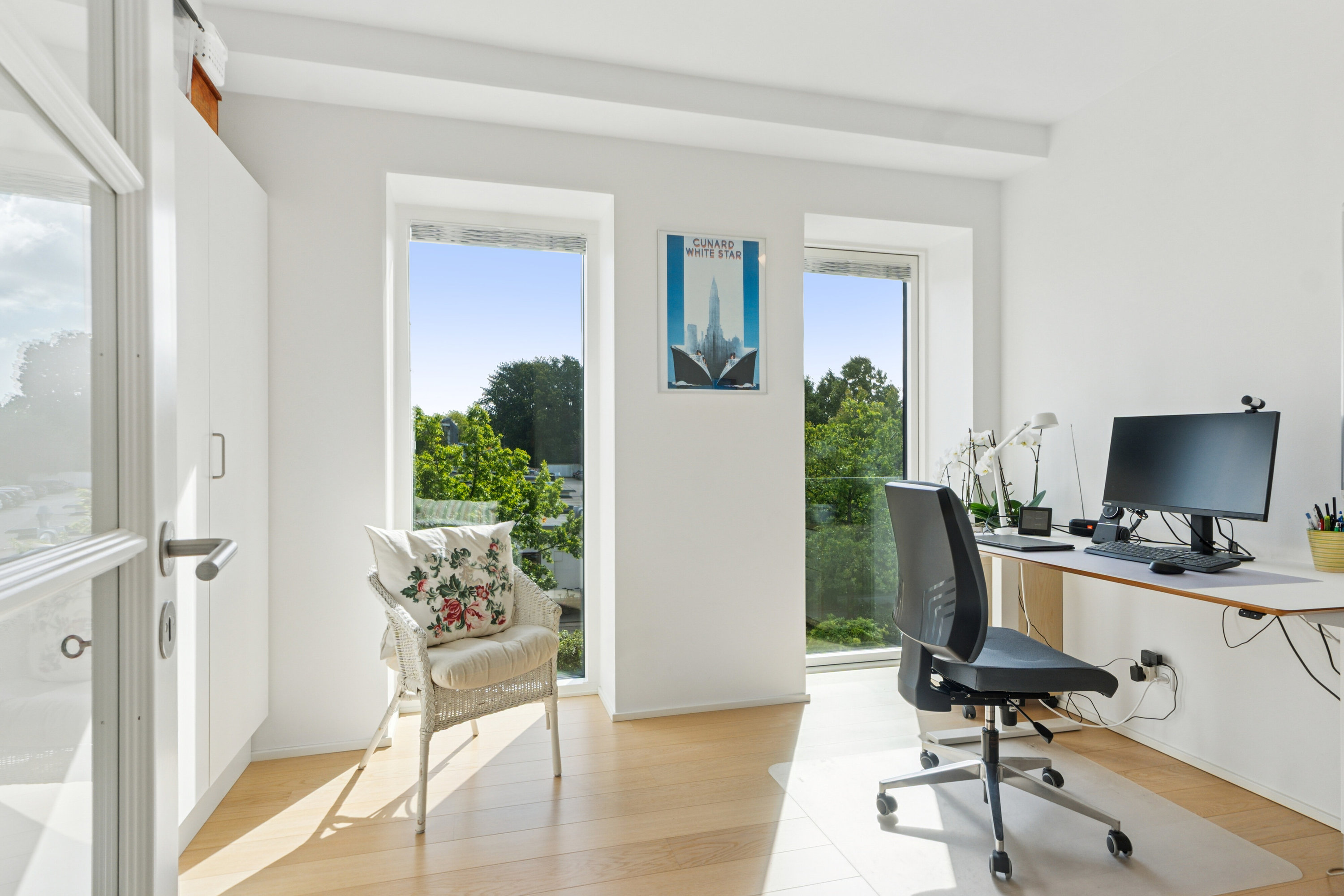 Fremhævet arbejdsværelse billede i fuldskærmstilstand. Billede af Skovridergårdsvej 60B, 1. 5., 2830 Virum