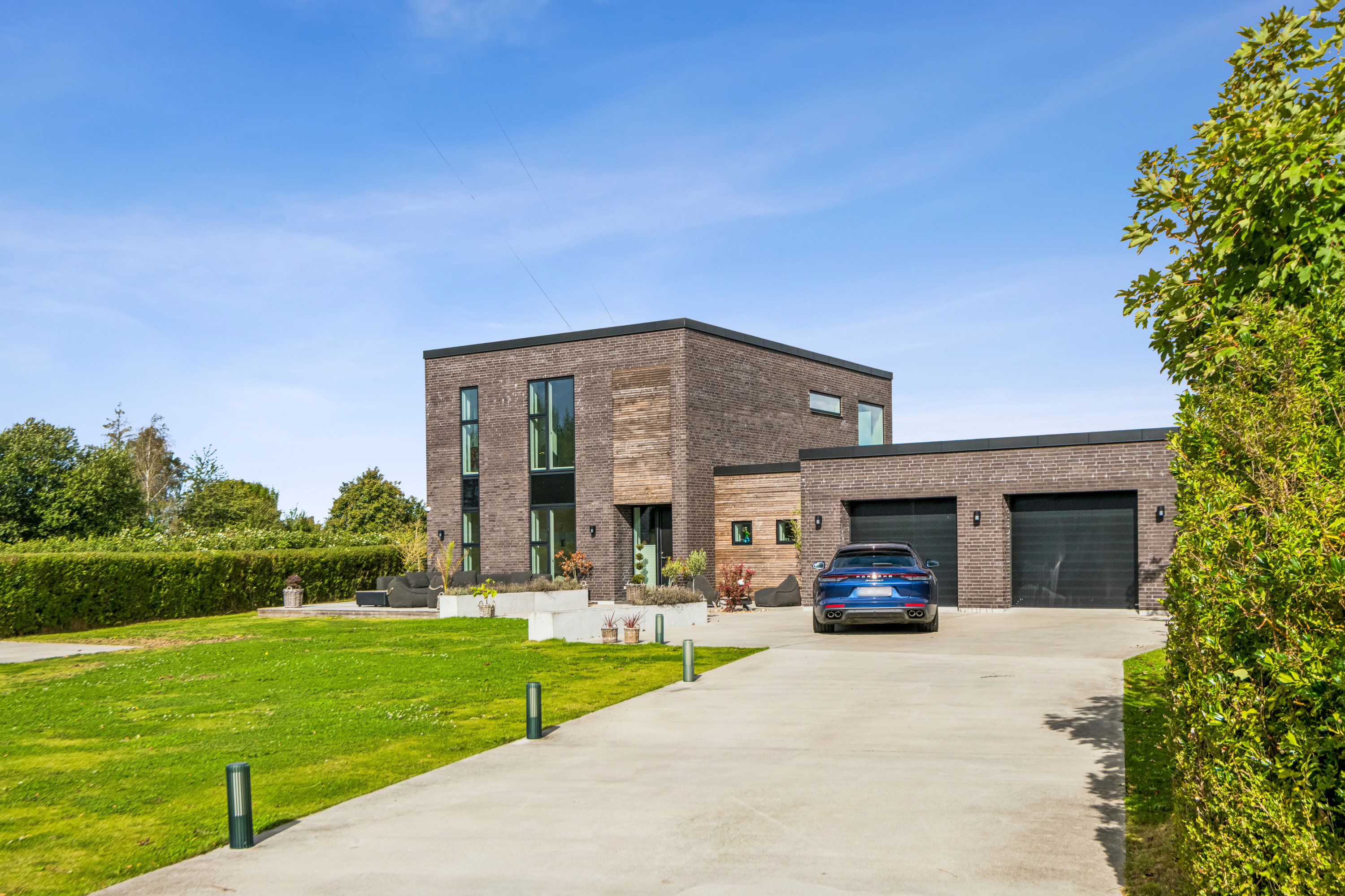 Fremhævet ejendom 1 billede i fuldskærmstilstand. Billede af Kalmanparken 102, 9200 Aalborg SV