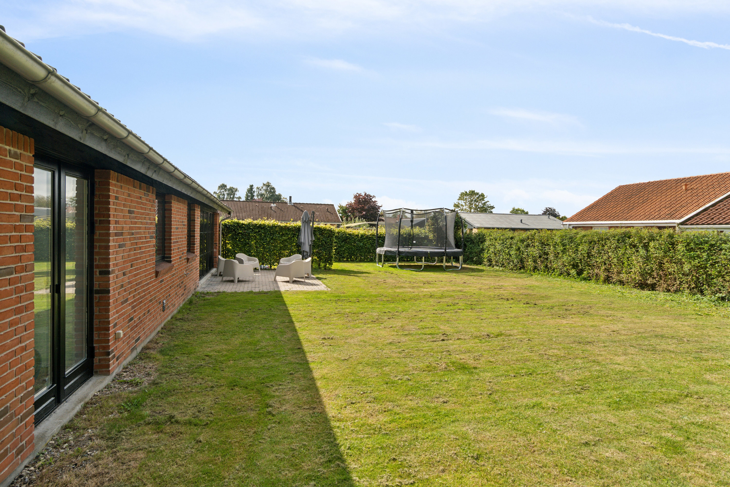 Fremhævet set fra haven billede i fuldskærmstilstand. Billede af Granitvej 33, Fensmark, 4684 Holmegaard