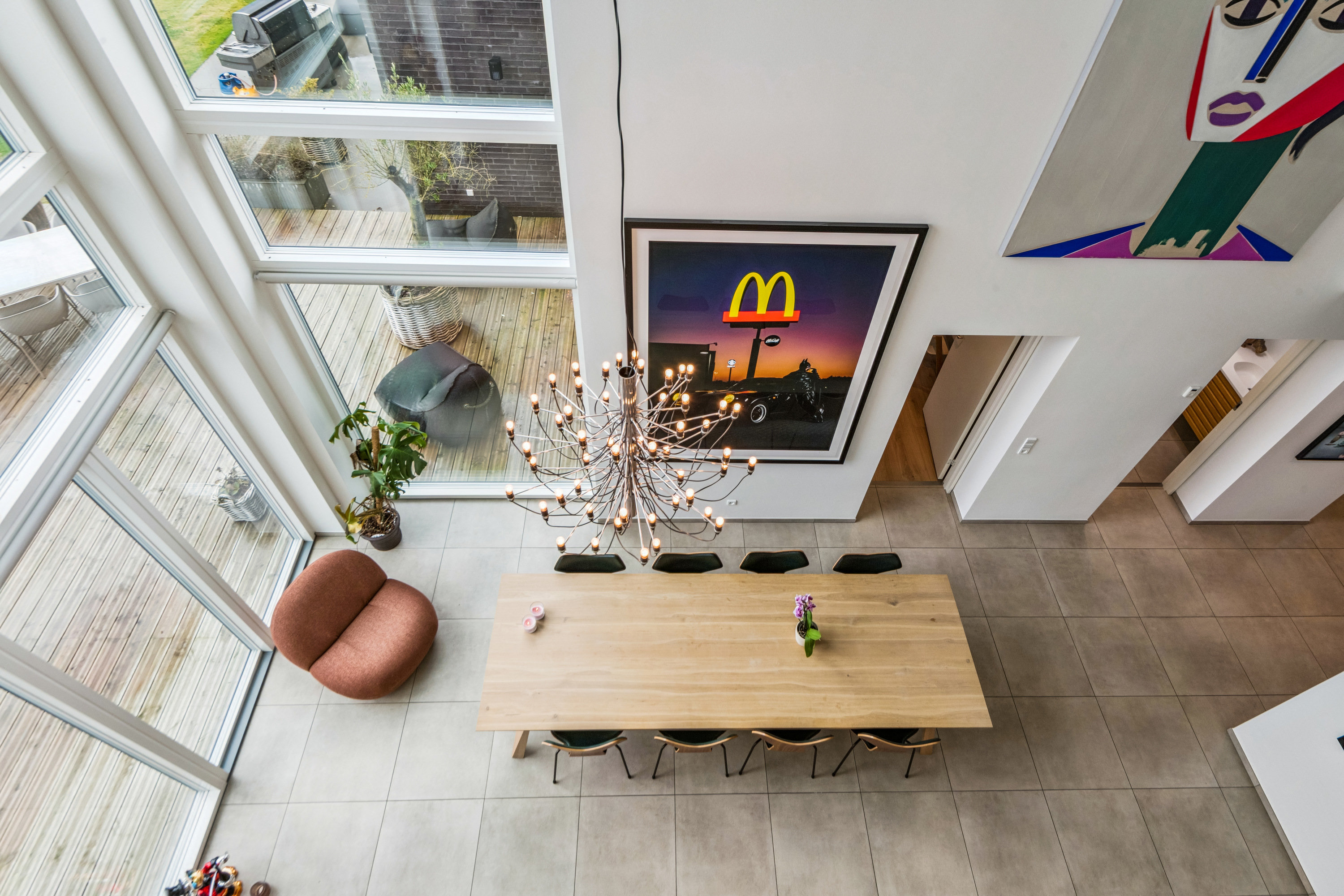 Fremhævet stue billede i fuldskærmstilstand. Billede af Kalmanparken 102, 9200 Aalborg SV