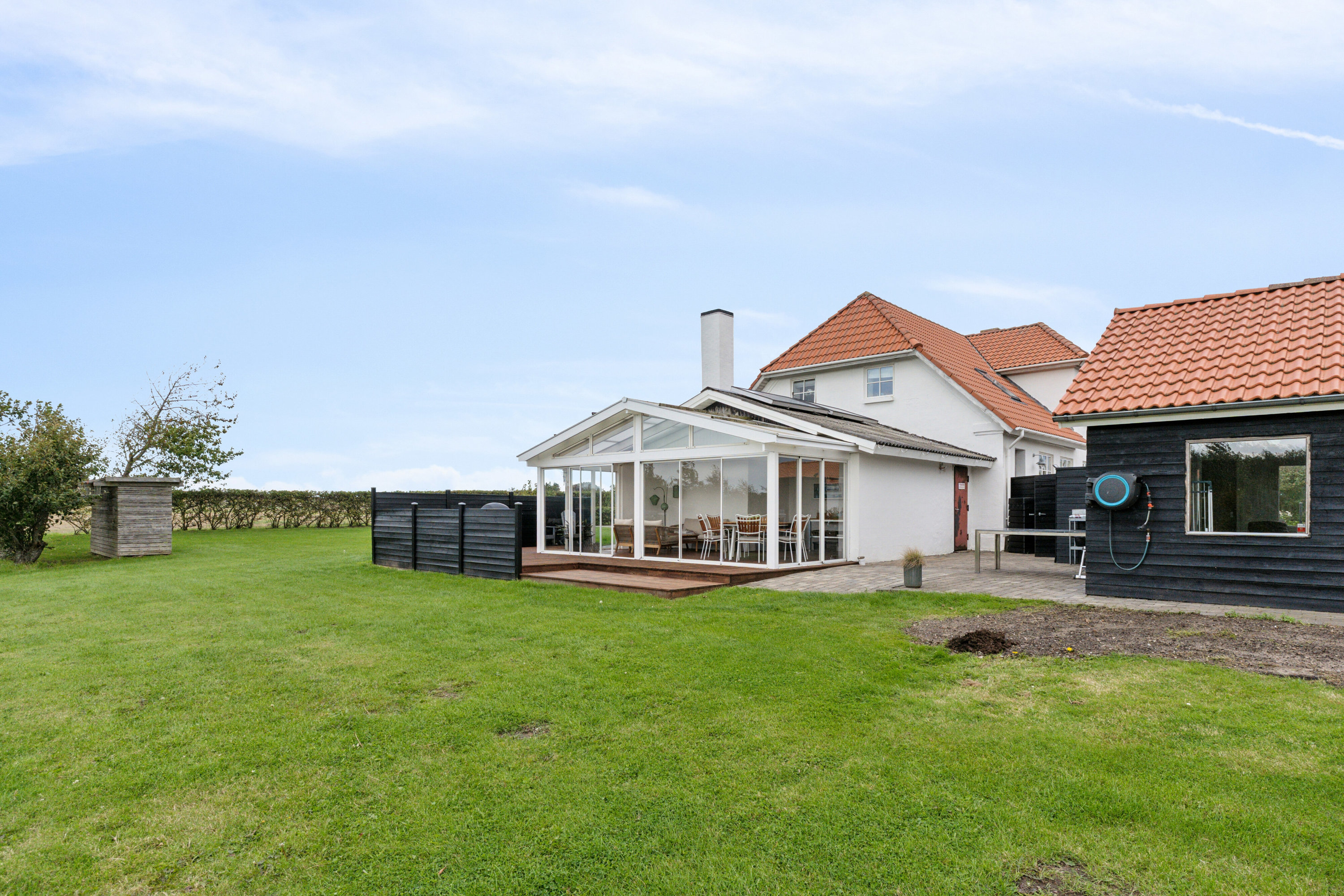 Fremhævet set fra haven billede i fuldskærmstilstand. Billede af Ramsvej 159, Bjergby, 9800 Hjørring