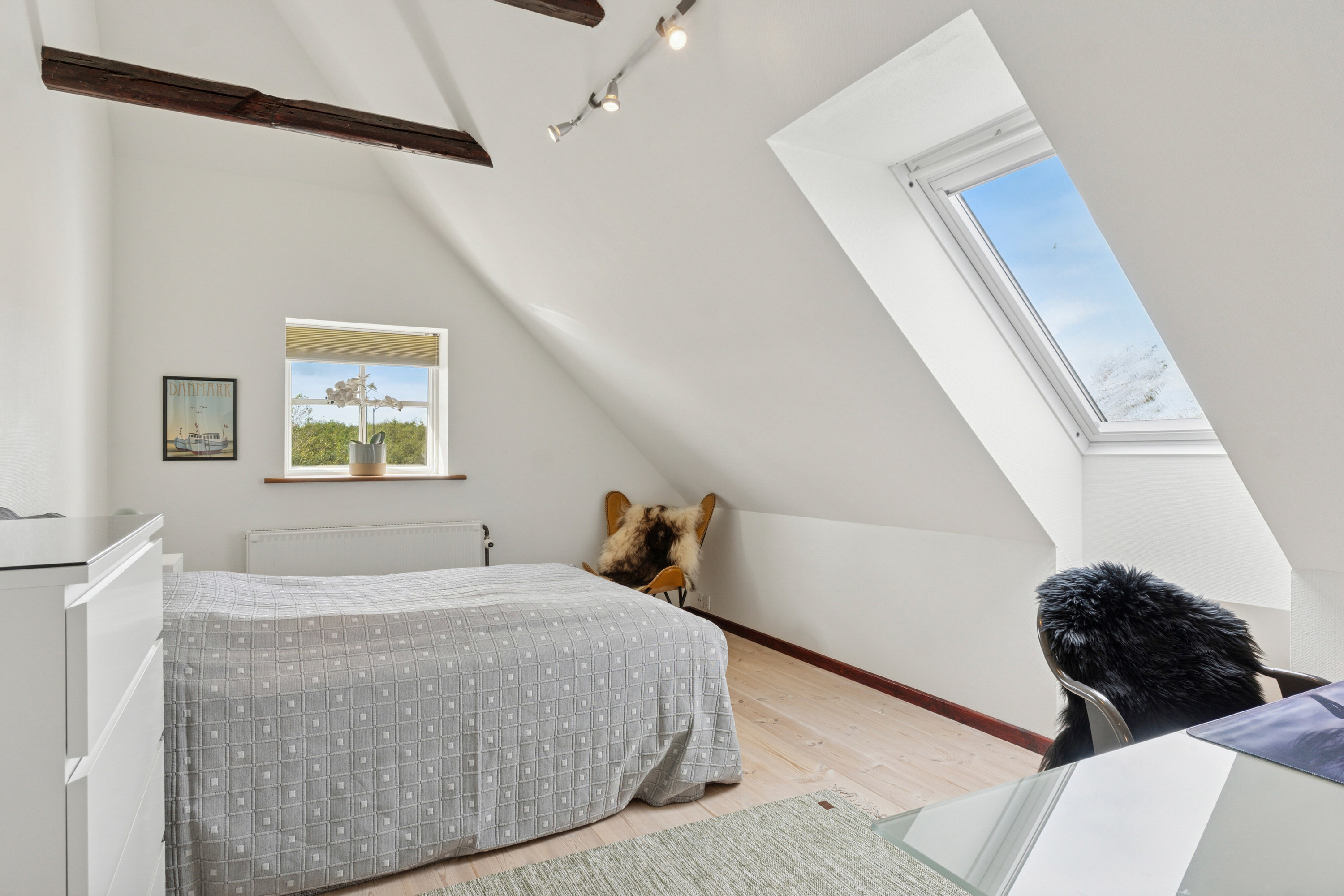 Fremhævet soveværelse billede i fuldskærmstilstand. Billede af Ramsvej 159, Bjergby, 9800 Hjørring