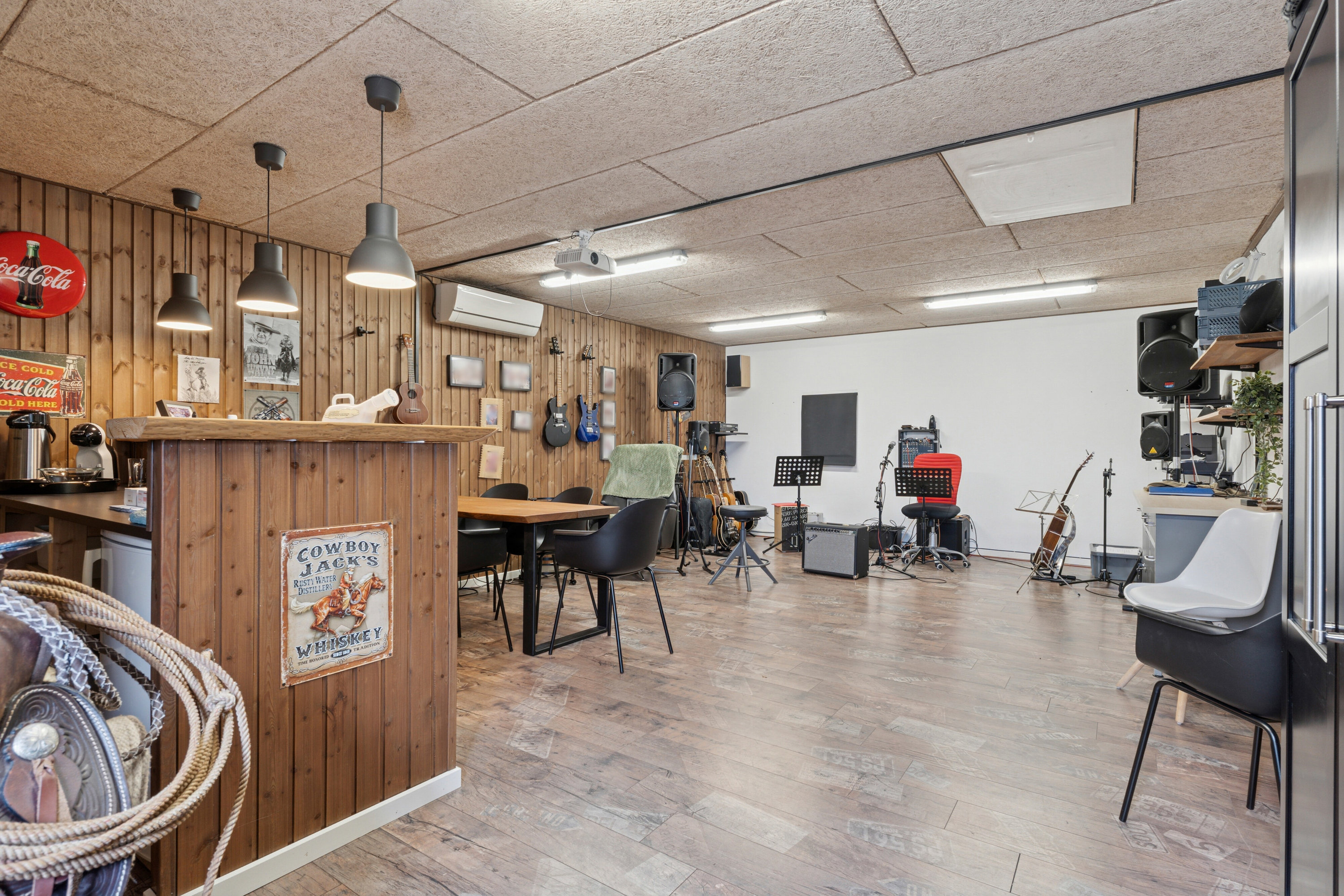 Fremhævet multirum billede i fuldskærmstilstand. Billede af Ramsvej 159, Bjergby, 9800 Hjørring