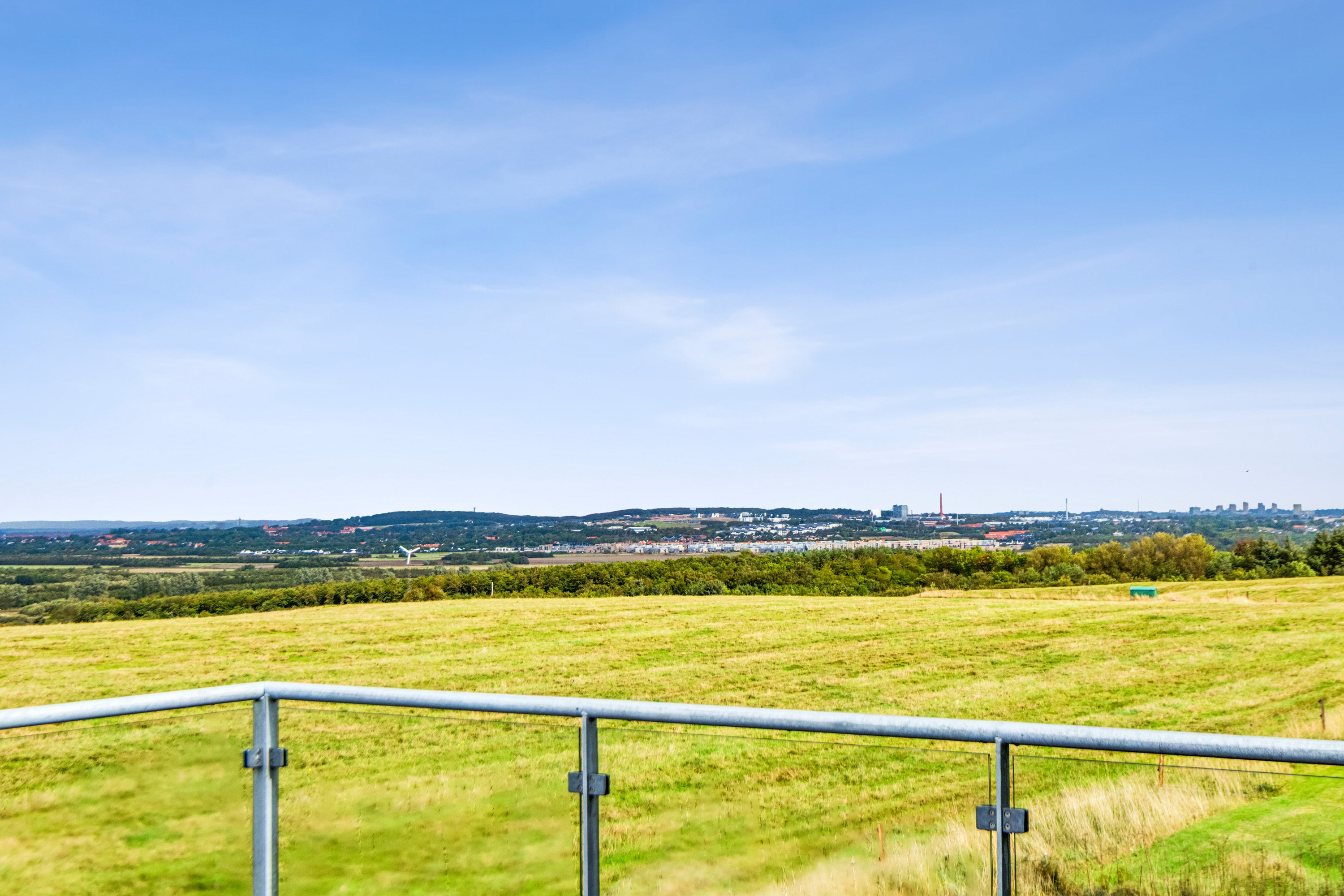 Fremhævet udsigt billede i fuldskærmstilstand. Billede af Kalmanparken 102, 9200 Aalborg SV