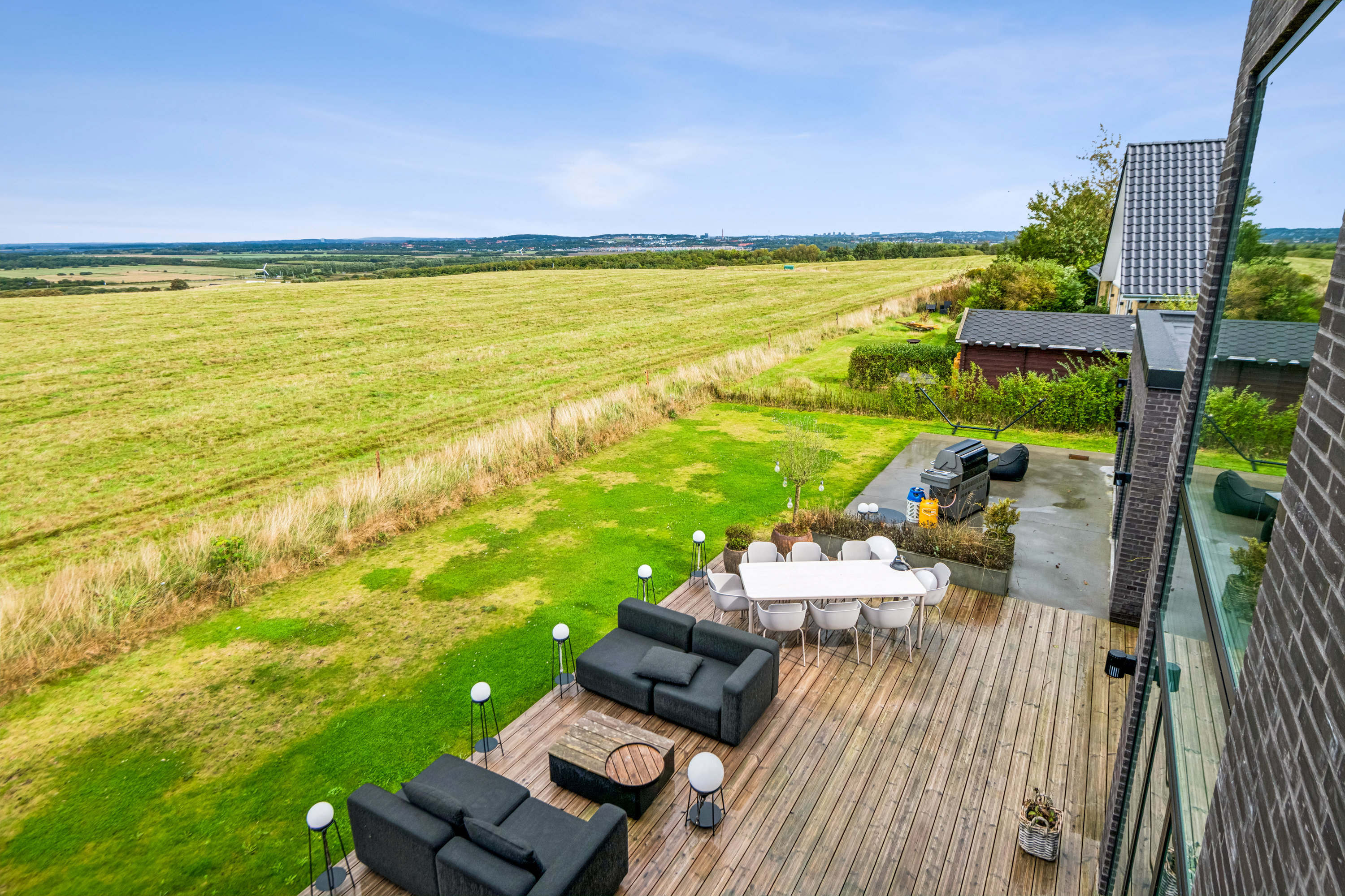 Fremhævet luftfoto billede i fuldskærmstilstand. Billede af Kalmanparken 102, 9200 Aalborg SV