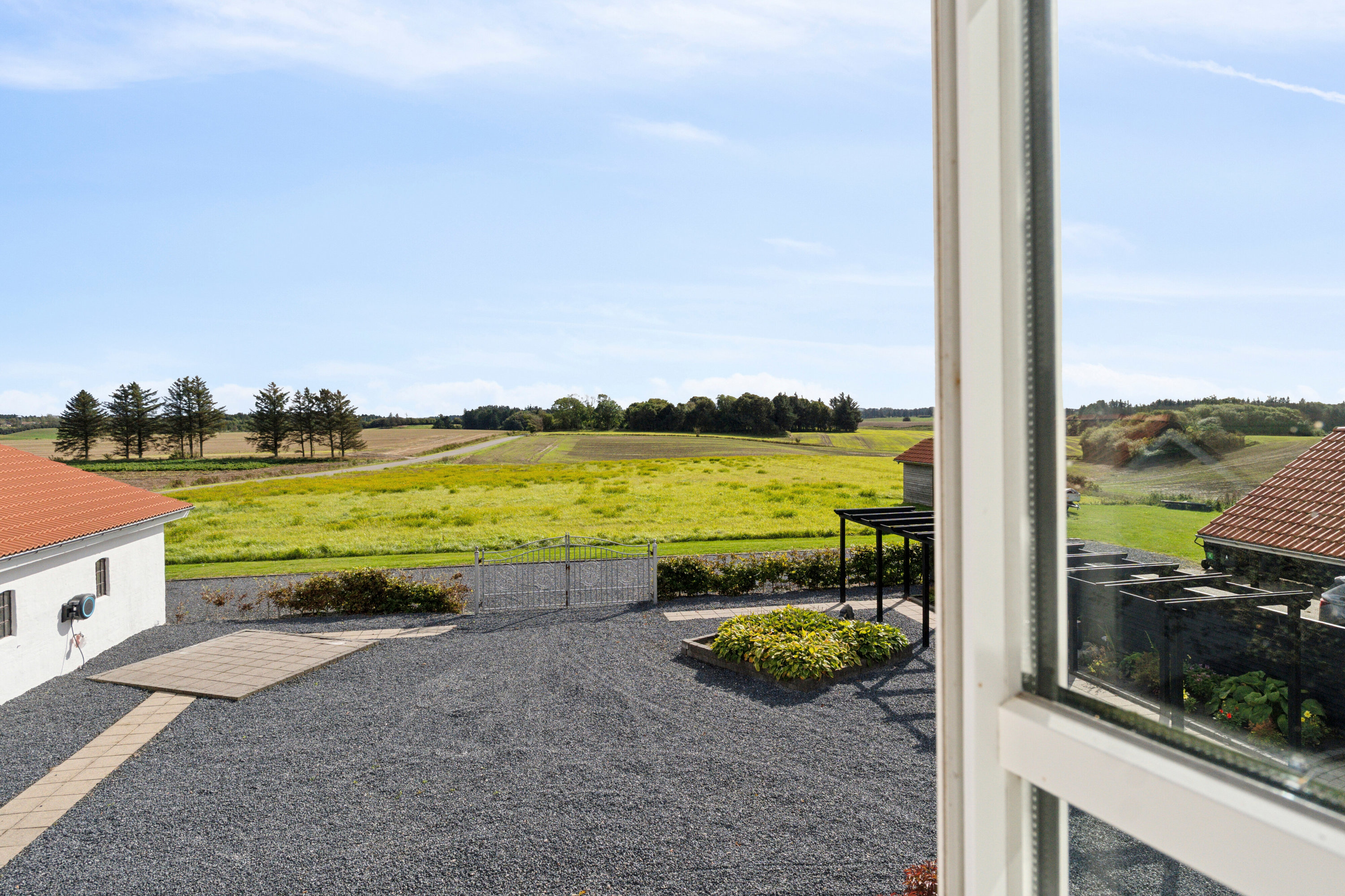 Fremhævet udendørs billede i fuldskærmstilstand. Billede af Ramsvej 159, Bjergby, 9800 Hjørring