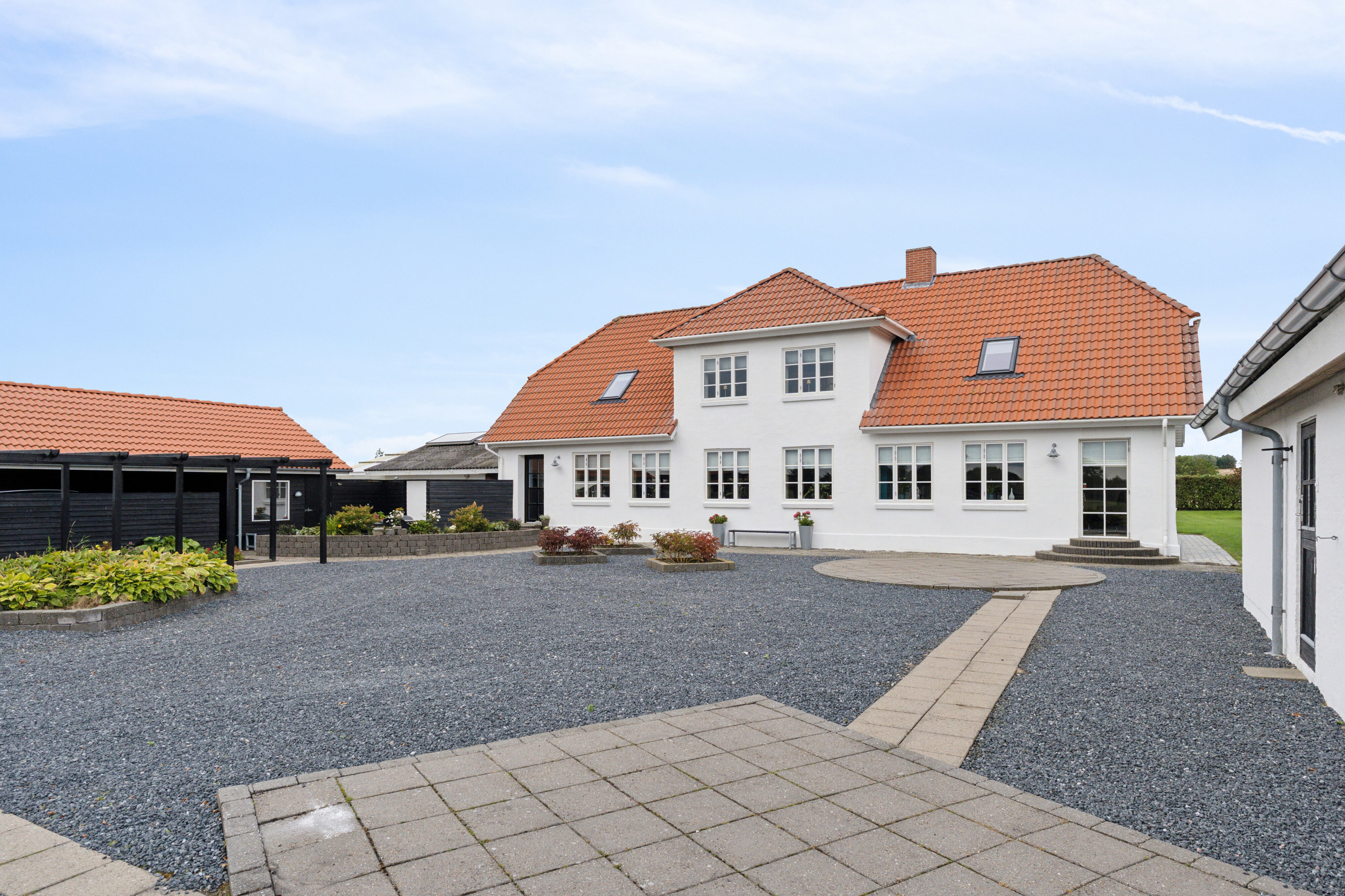 Fremhævet set fra vejen billede i fuldskærmstilstand. Billede af Ramsvej 159, Bjergby, 9800 Hjørring