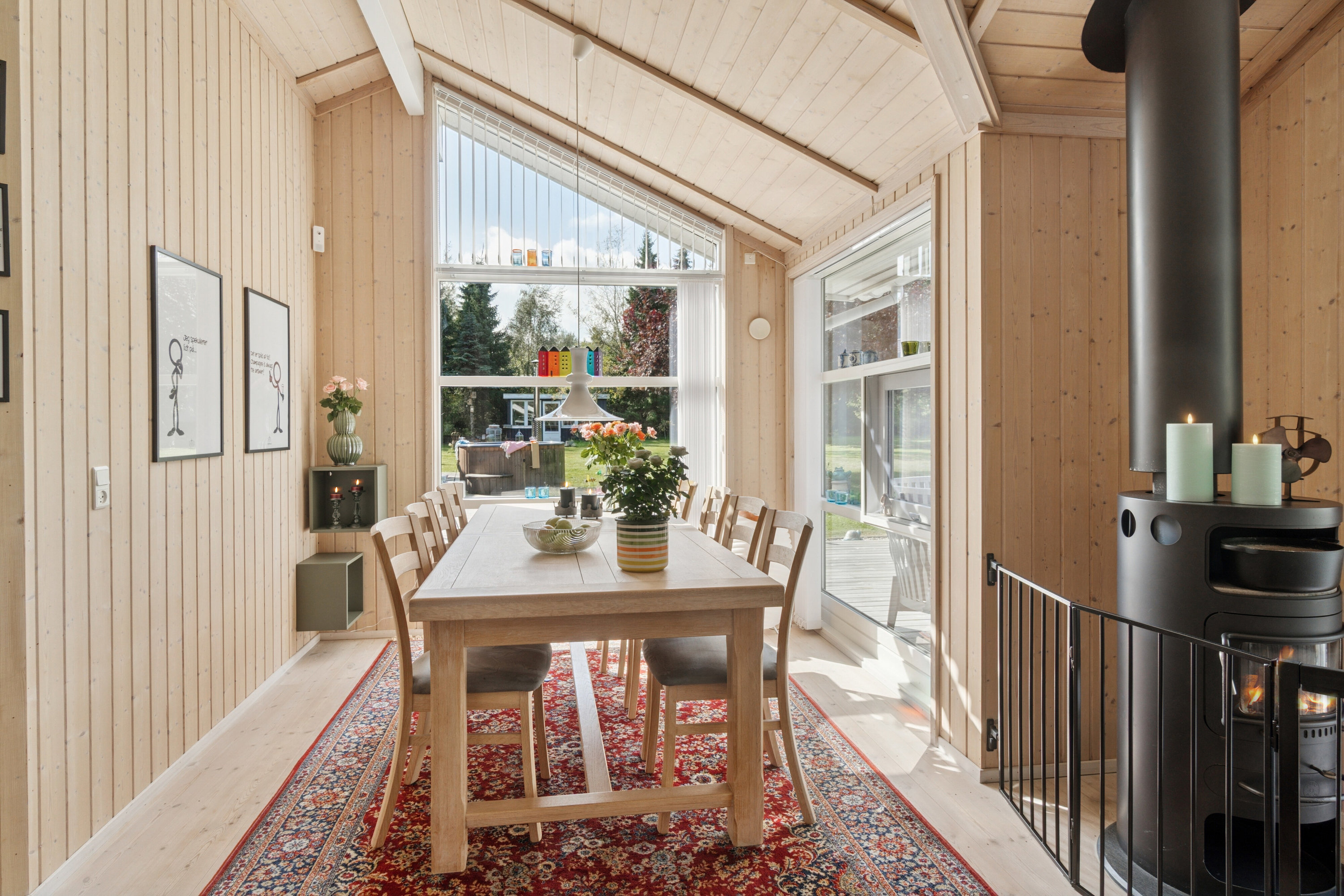 Fremhævet spisestue billede i fuldskærmstilstand. Billede af Granlygårdsvej 14, 4400 Kalundborg