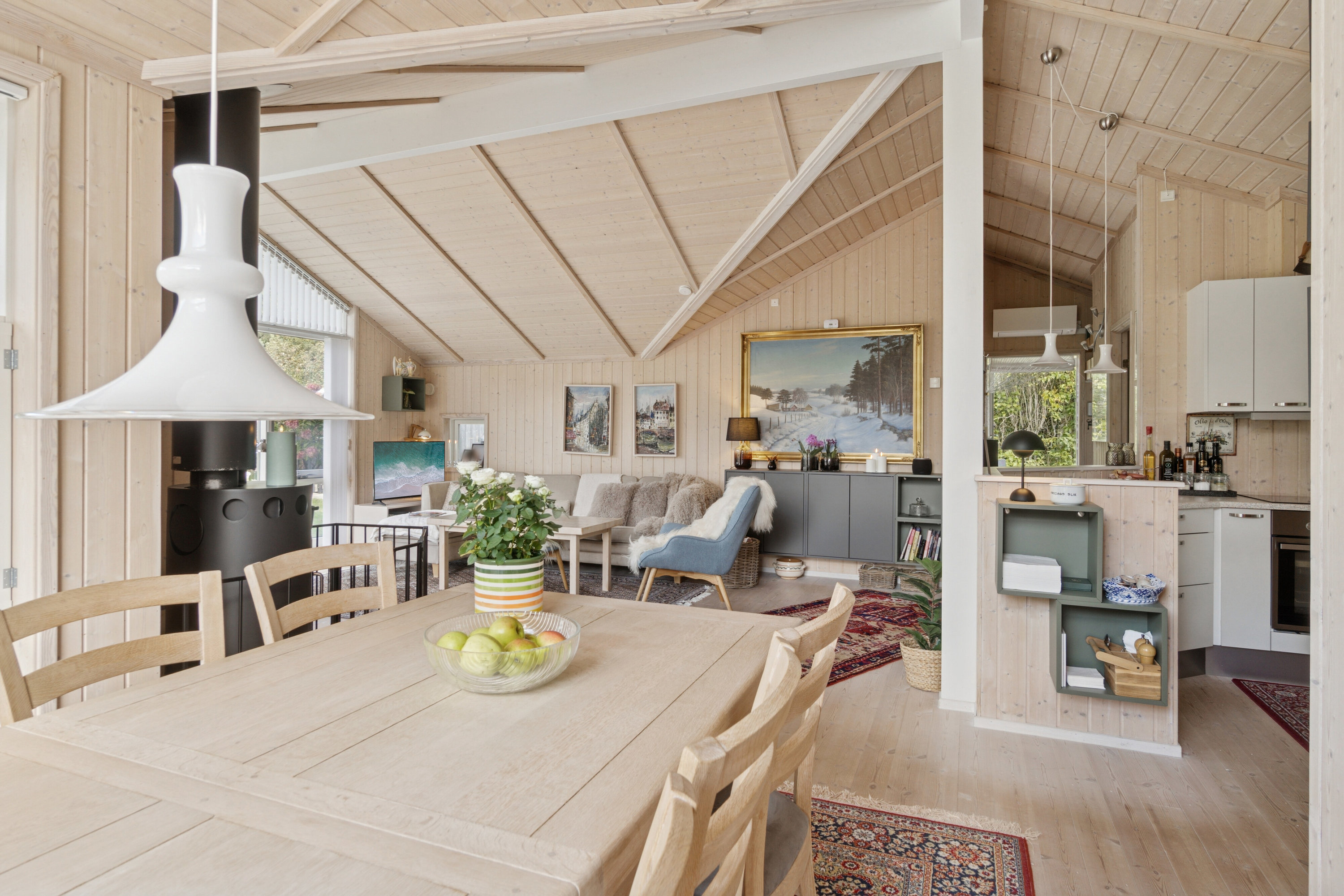 Fremhævet spisestue billede i fuldskærmstilstand. Billede af Granlygårdsvej 14, 4400 Kalundborg