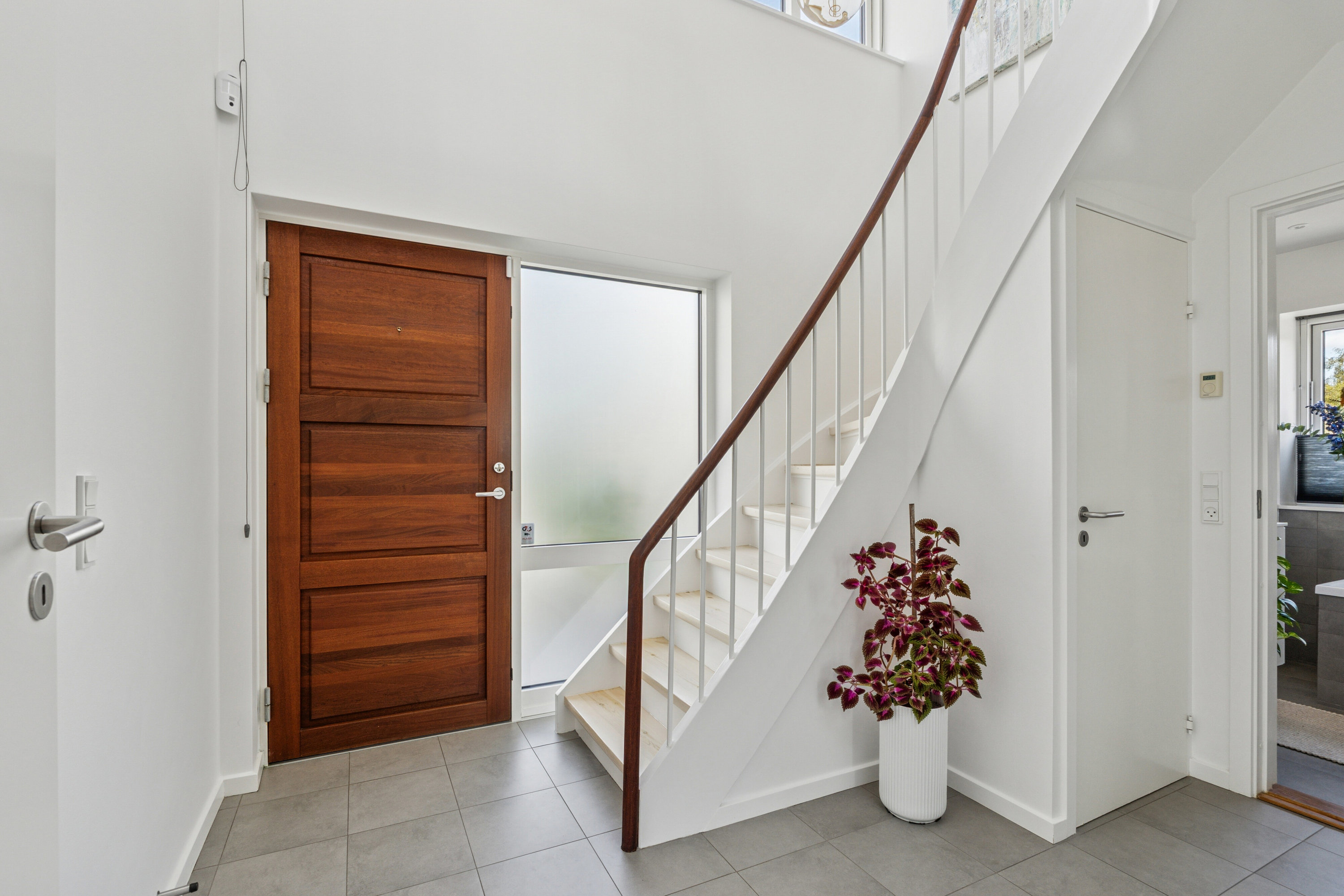 Fremhævet gang billede i fuldskærmstilstand. Billede af Ved Fortunen 8, 2800 Kongens Lyngby