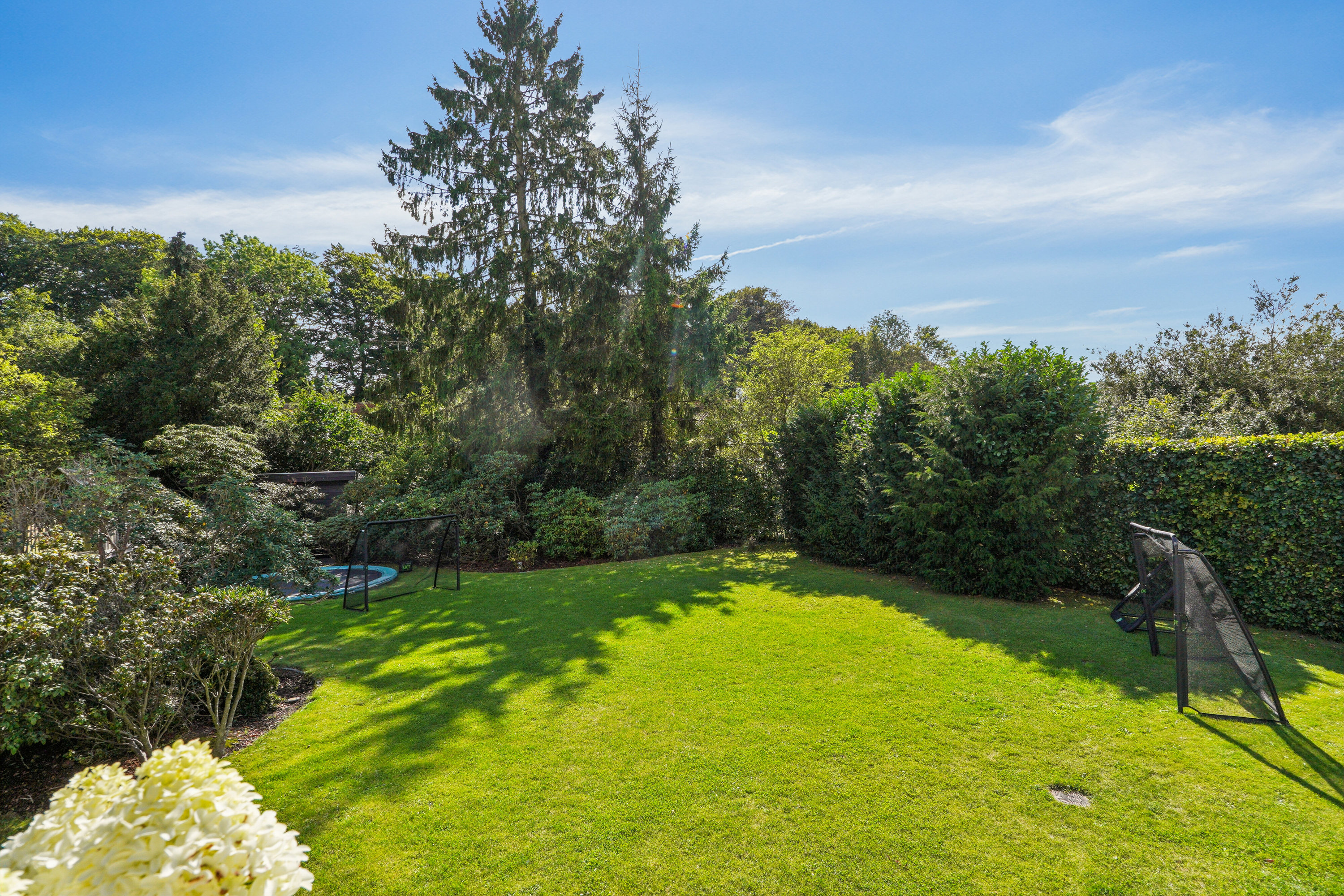 Fremhævet set fra haven billede i fuldskærmstilstand. Billede af Ved Fortunen 8, 2800 Kongens Lyngby