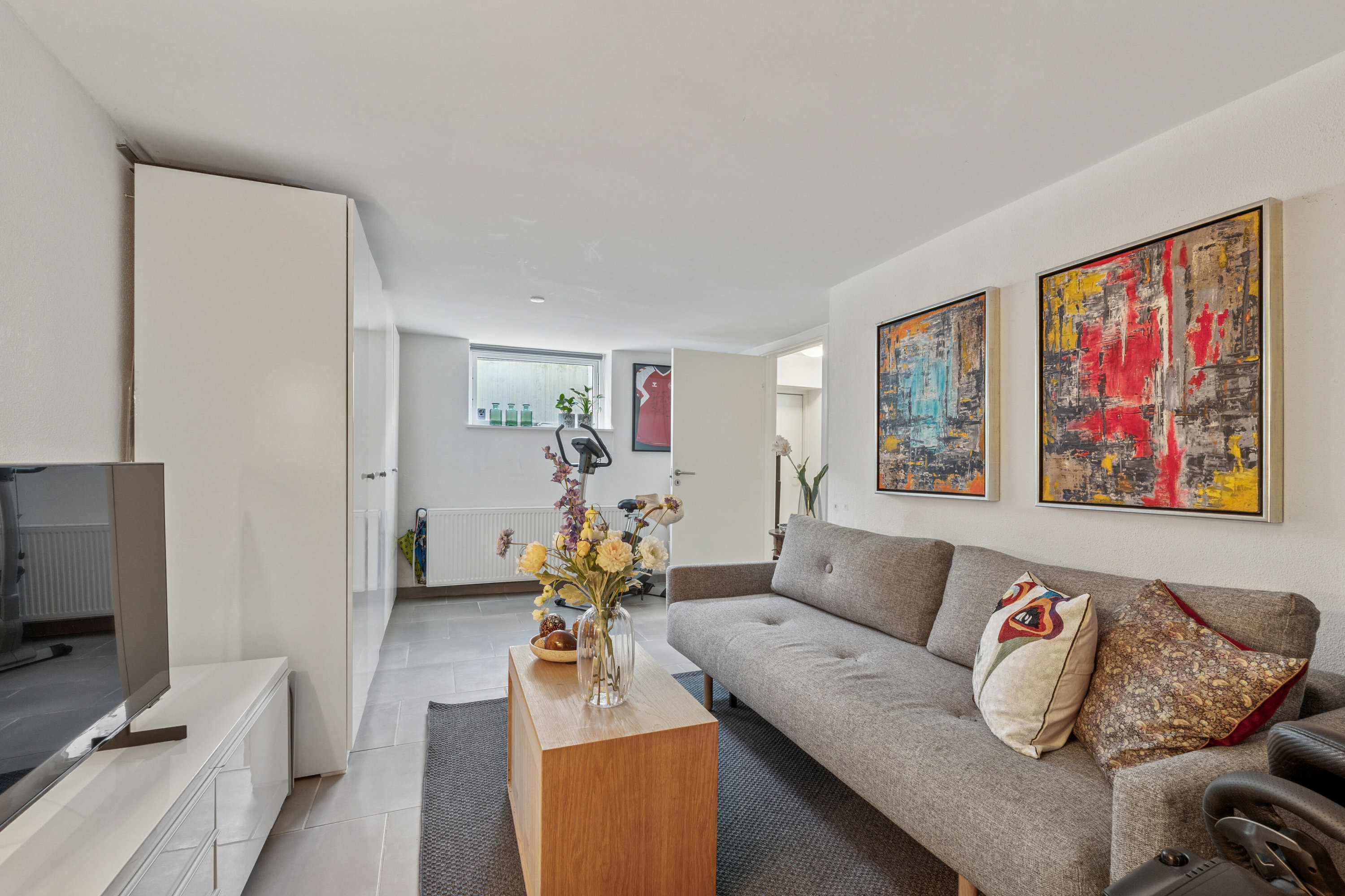 Fremhævet stue billede i fuldskærmstilstand. Billede af Ved Fortunen 8, 2800 Kongens Lyngby