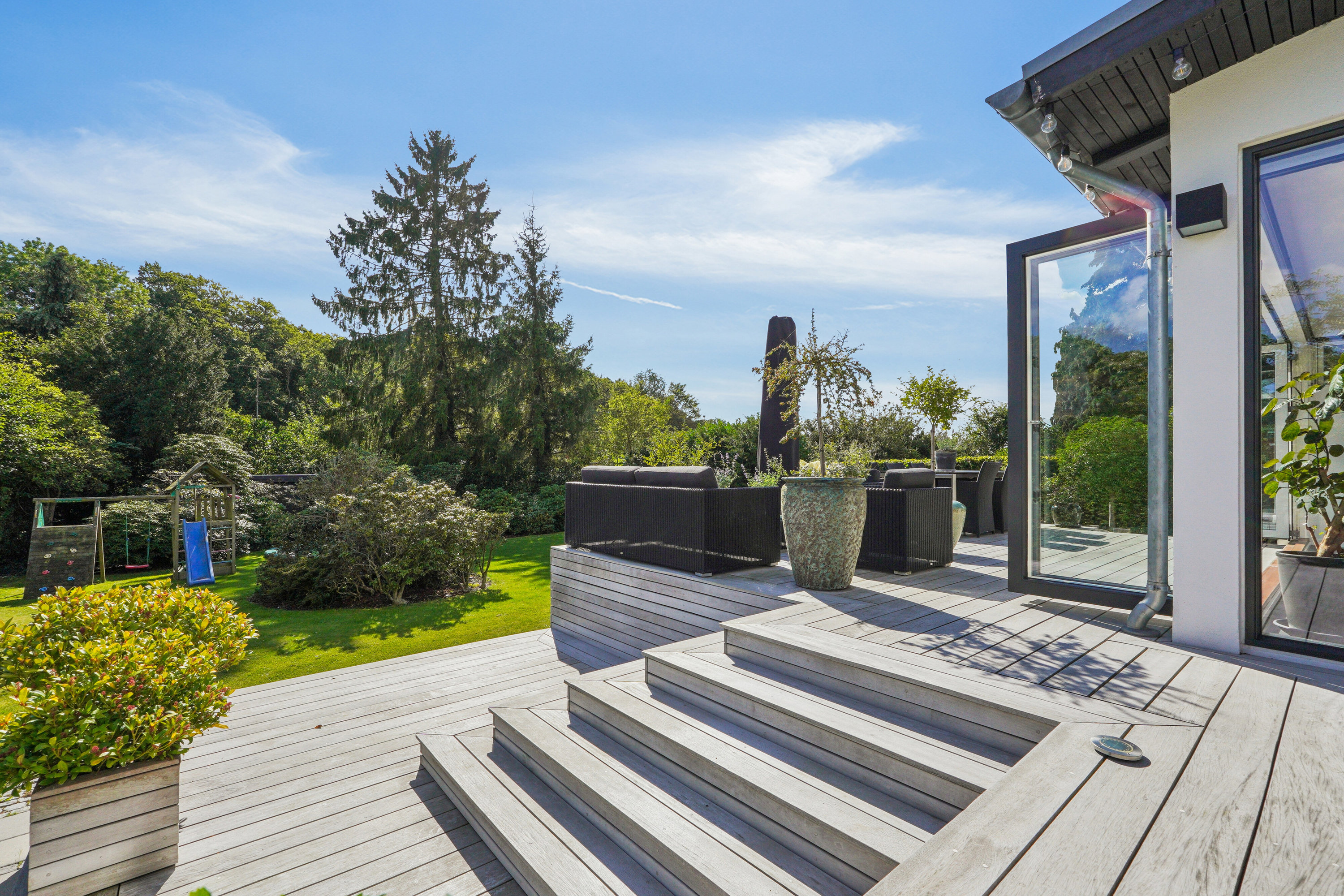 Fremhævet terrasse billede i fuldskærmstilstand. Billede af Ved Fortunen 8, 2800 Kongens Lyngby