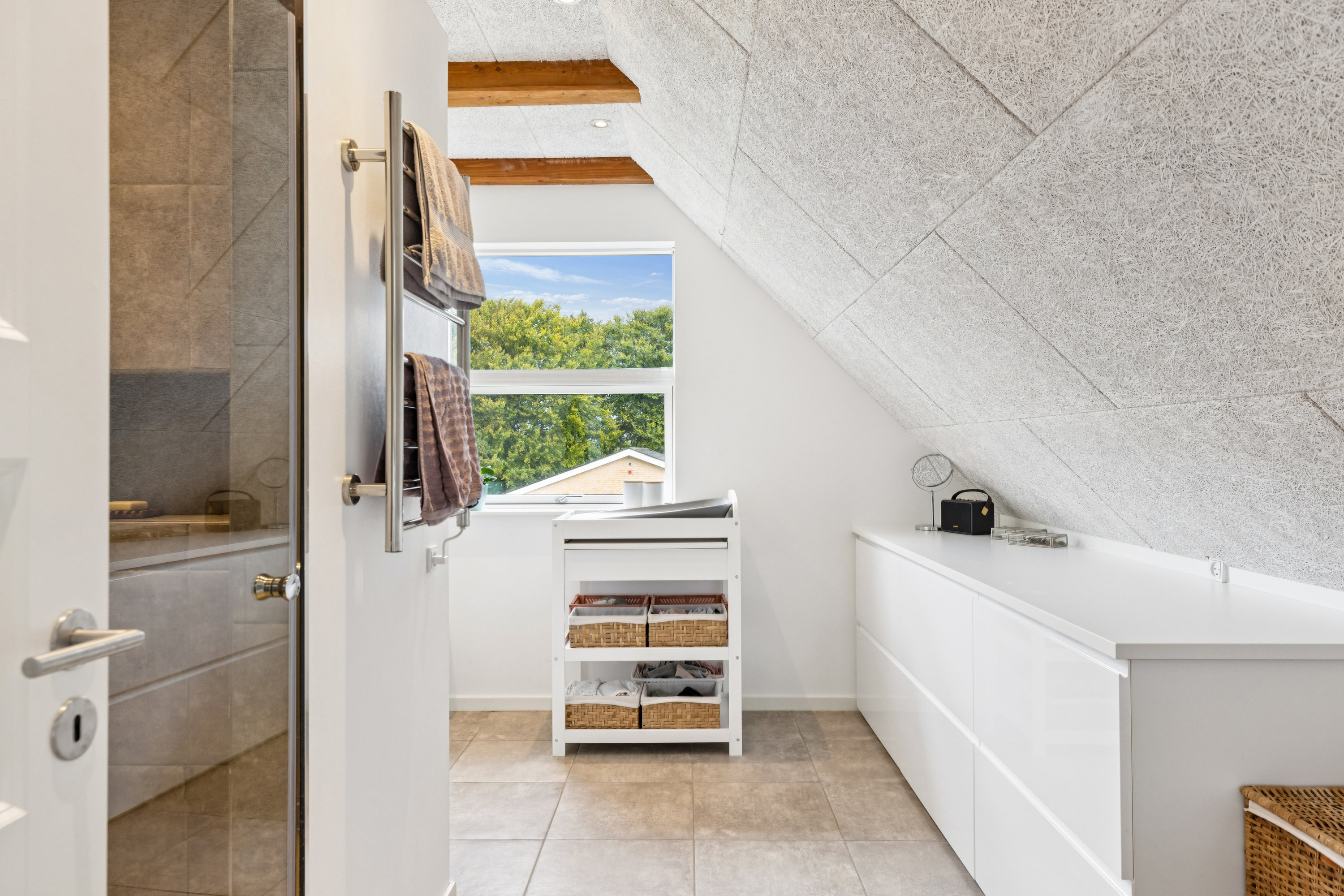 Fremhævet badeværelse billede i fuldskærmstilstand. Billede af Seminarievej 80, 6760 Ribe