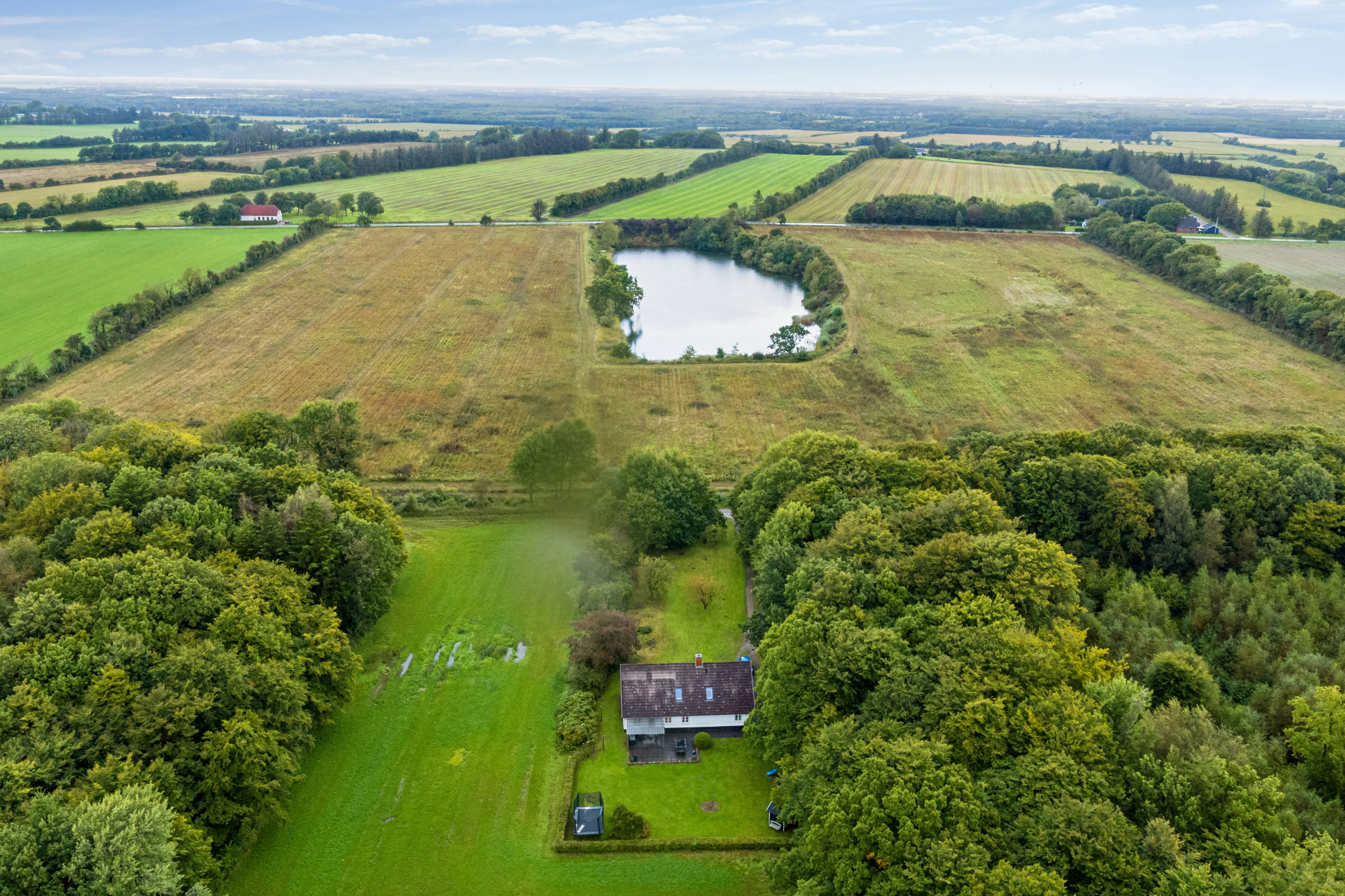 Fremhævet luftfoto billede i fuldskærmstilstand. Billede af Spandetvej 17, Fjersted, 6760 Ribe
