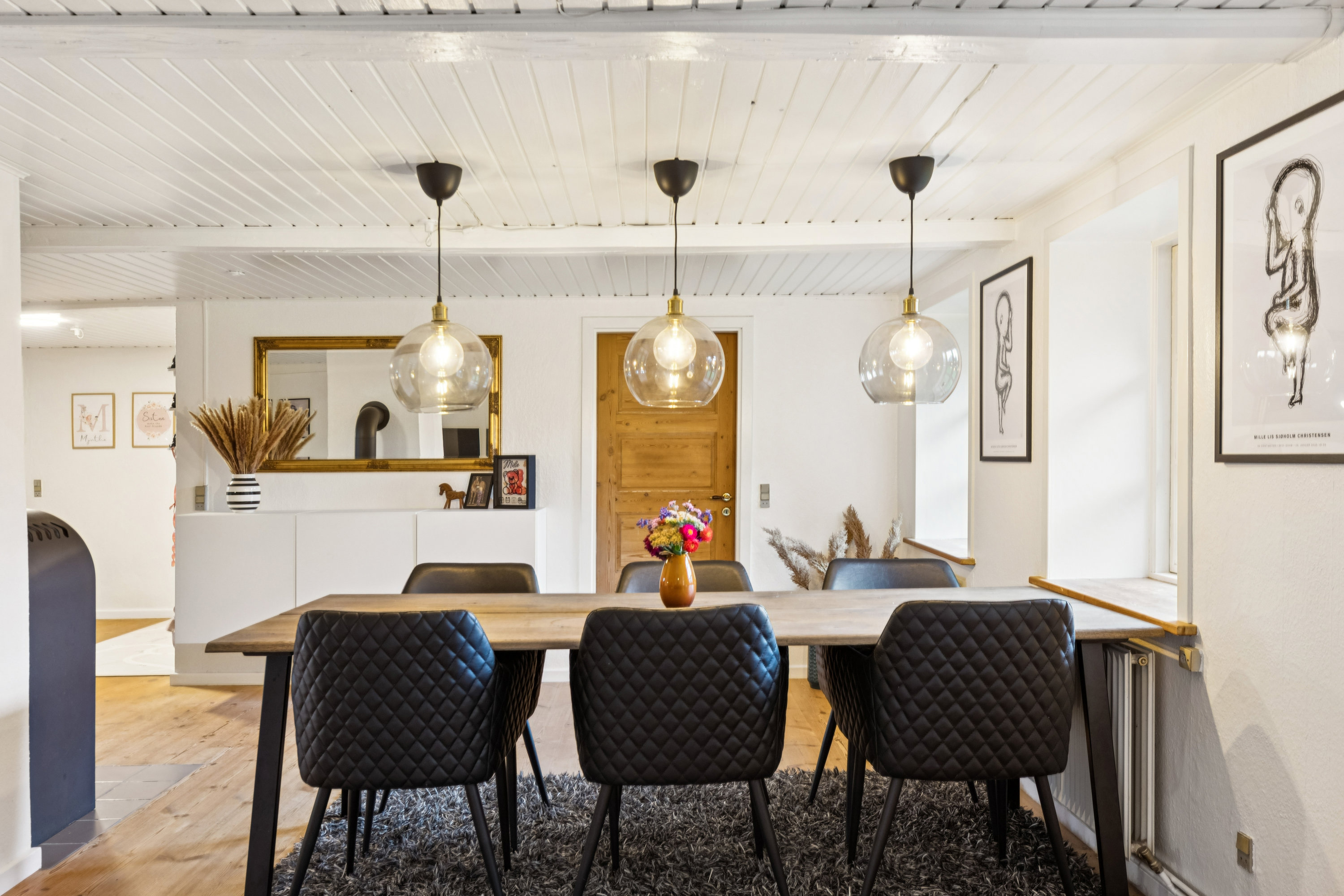 Fremhævet stue billede i fuldskærmstilstand. Billede af Spandetvej 17, Fjersted, 6760 Ribe