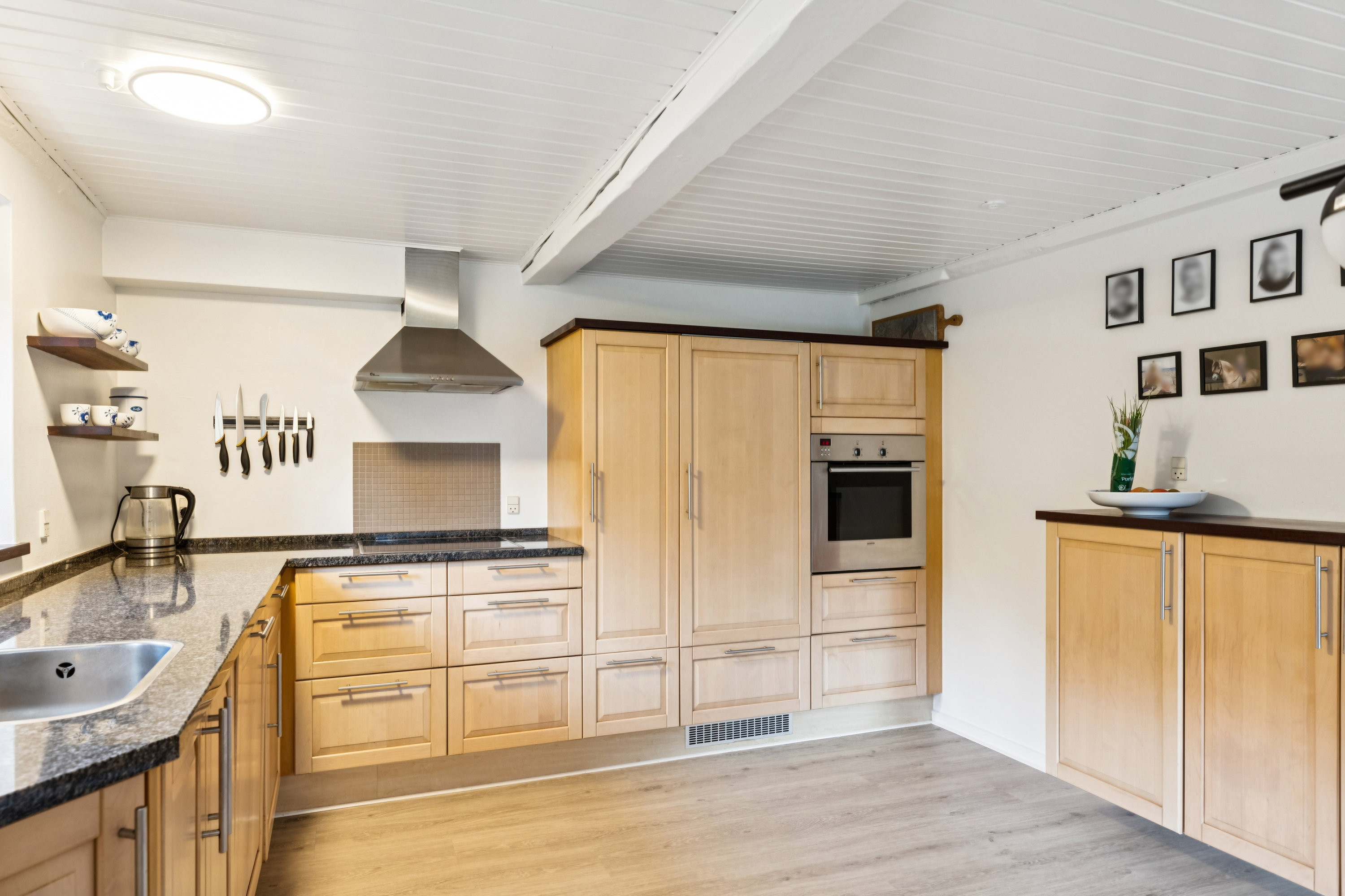 Fremhævet køkken billede i fuldskærmstilstand. Billede af Spandetvej 17, Fjersted, 6760 Ribe