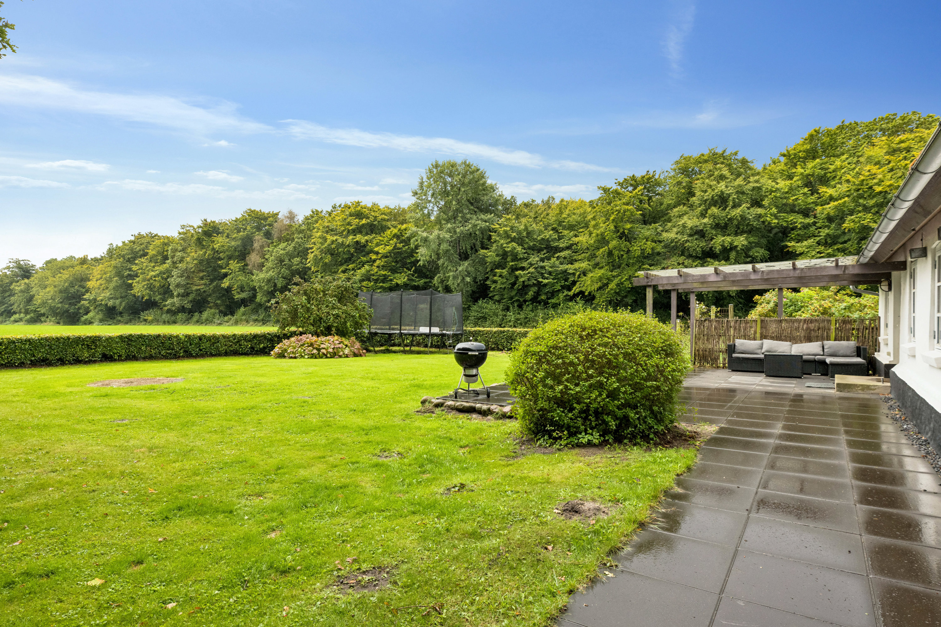 Fremhævet have billede i fuldskærmstilstand. Billede af Spandetvej 17, Fjersted, 6760 Ribe