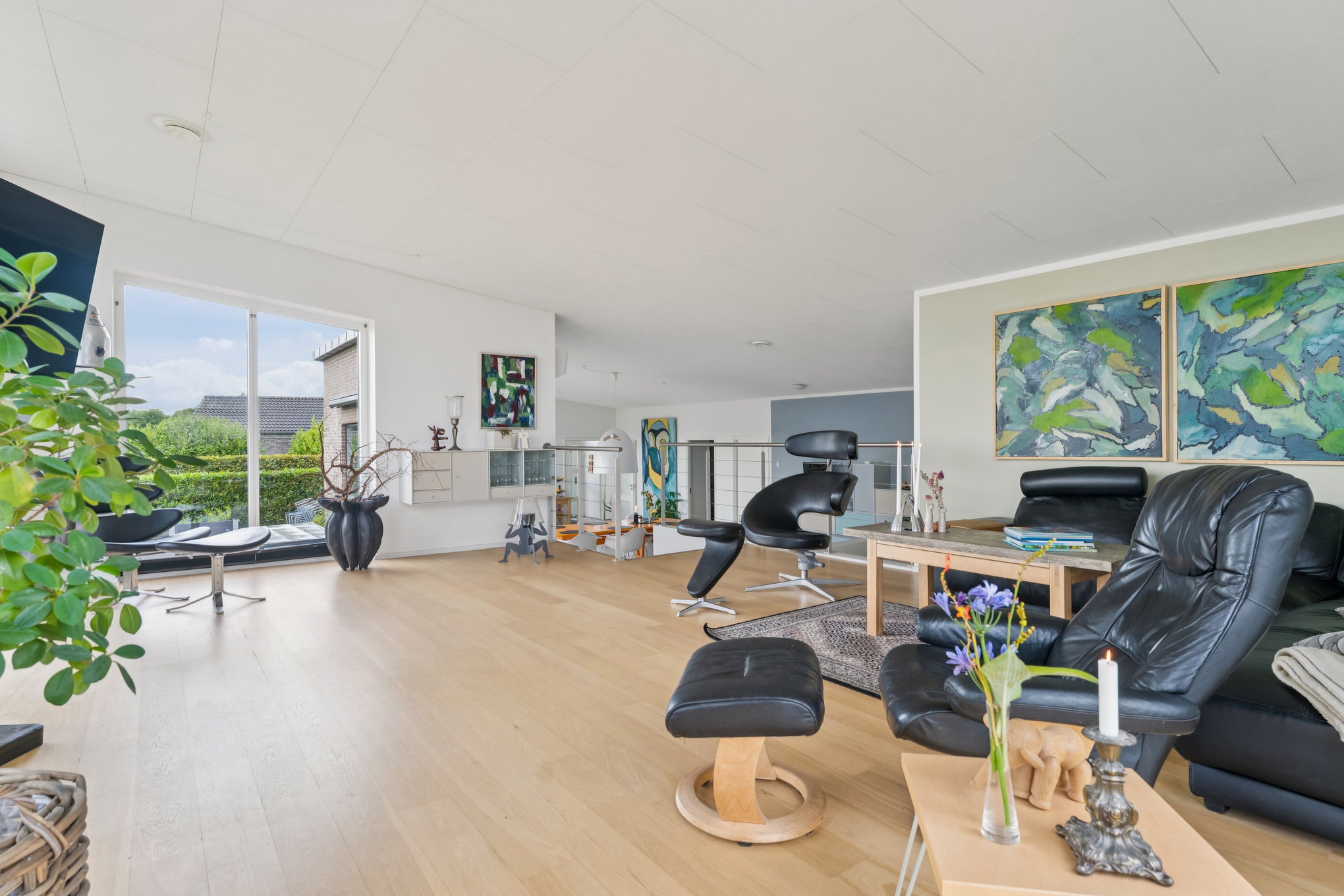 Fremhævet stue billede i fuldskærmstilstand. Billede af Dionevej 19, Paderup, 8960 Randers SØ