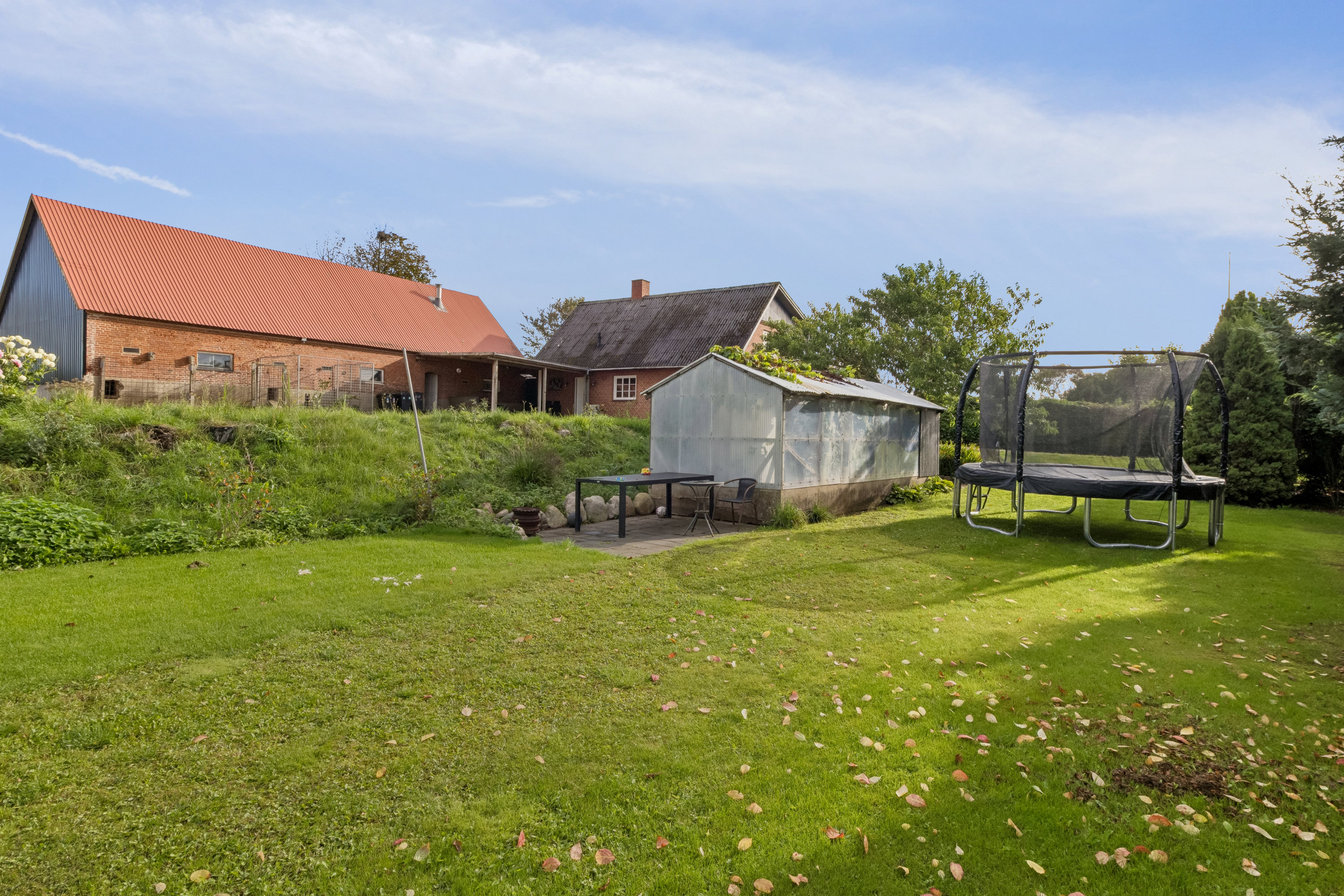 Fremhævet have billede i fuldskærmstilstand. Billede af Viumvej 16, 7870 Roslev