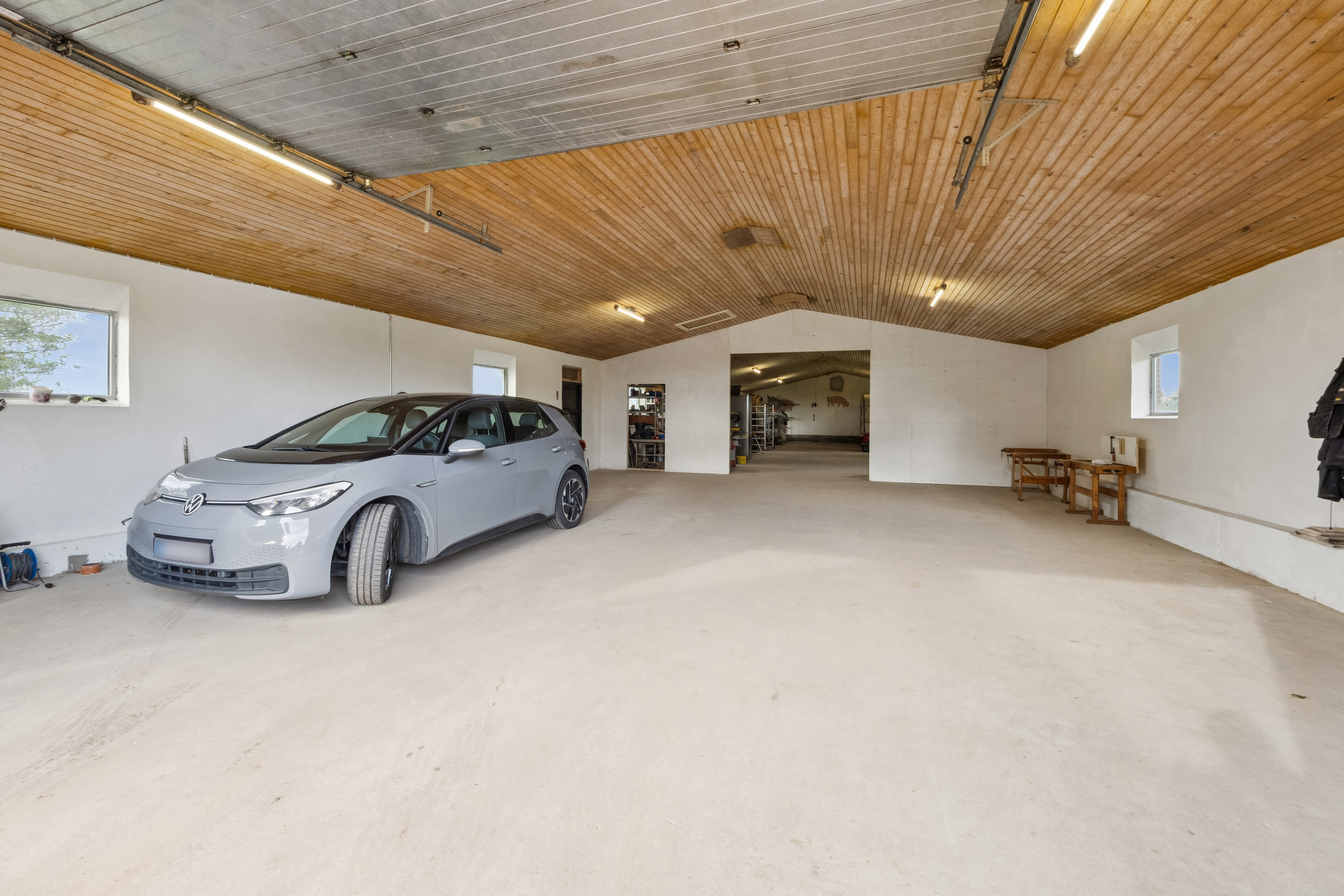 Fremhævet garage billede i fuldskærmstilstand. Billede af Viumvej 16, 7870 Roslev